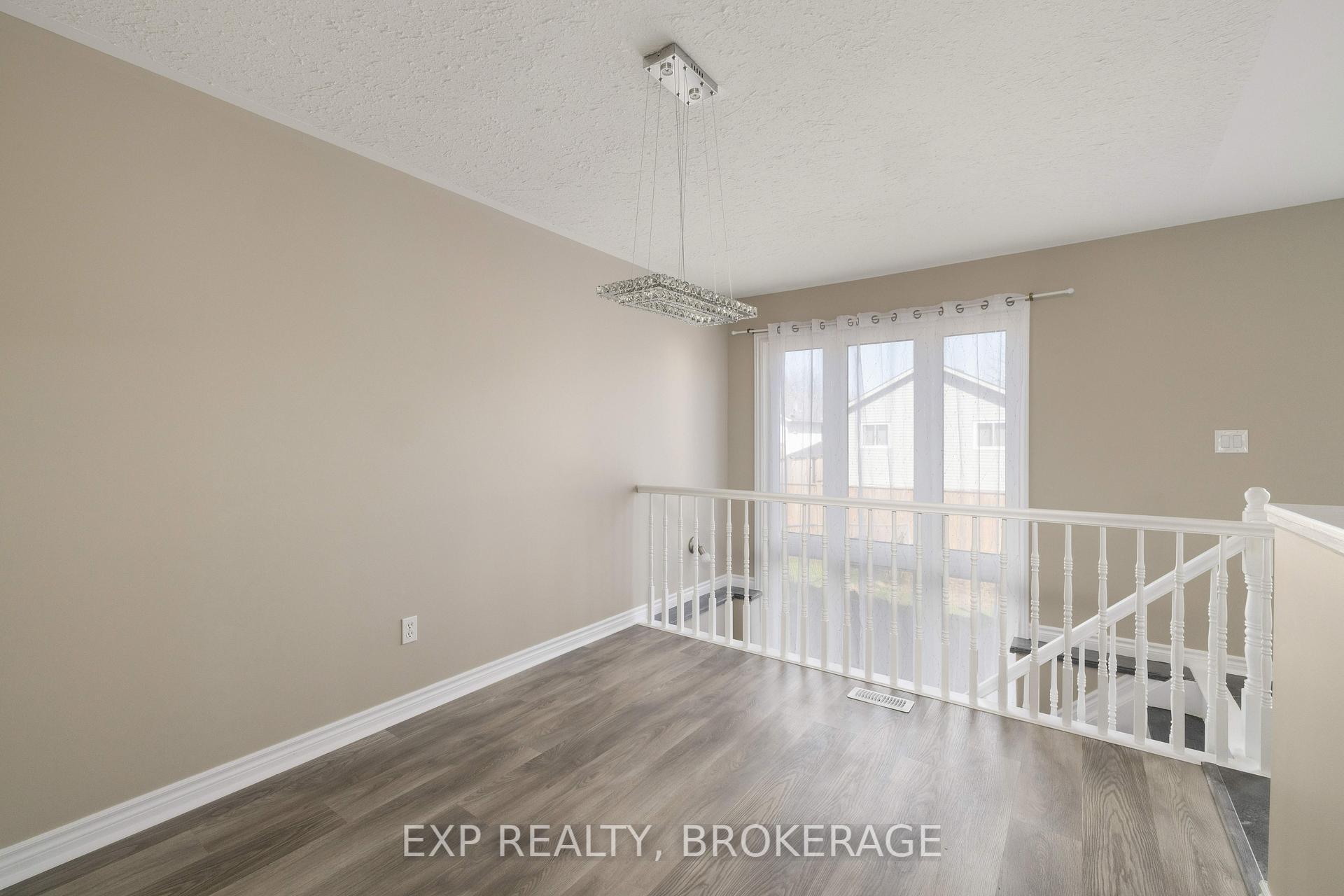 Photo 13 of 1892 Berrywood Crescent, Kingston, City Northwest — HOMEH