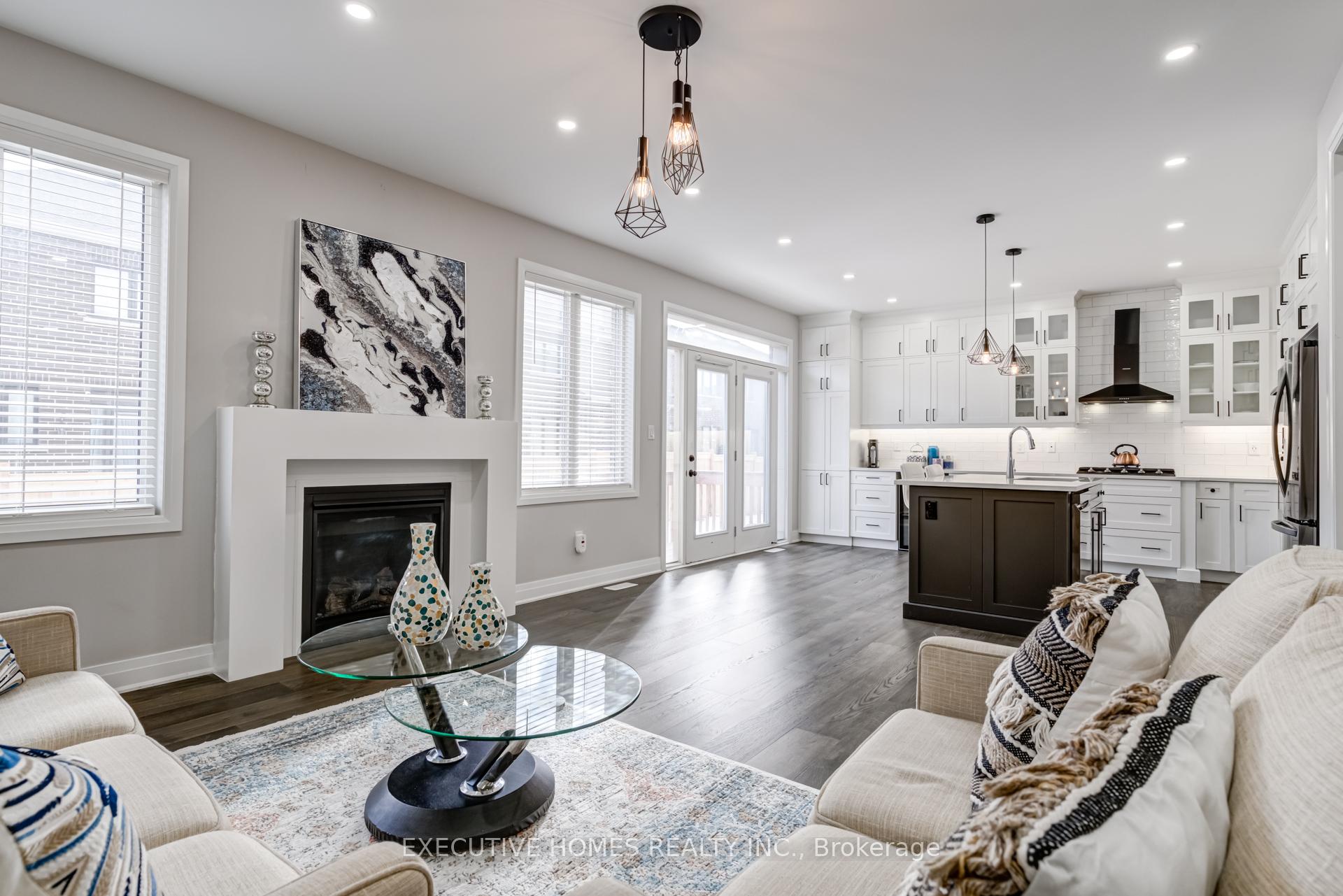 Photo 10 of 1586 Severn Drive, Milton, Bowes — HOMEH