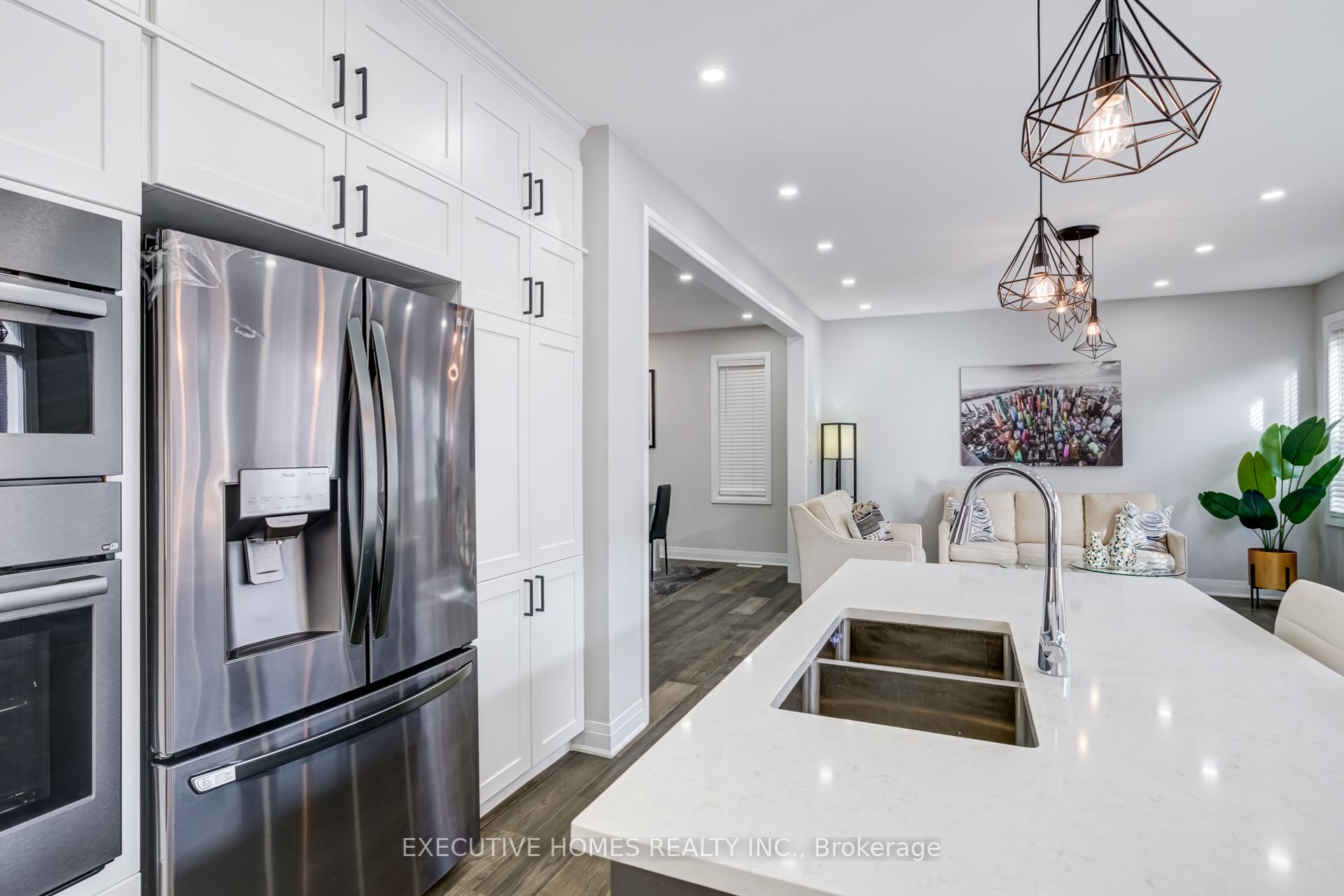 Photo 13 of 1586 Severn Drive, Milton, Bowes — HOMEH