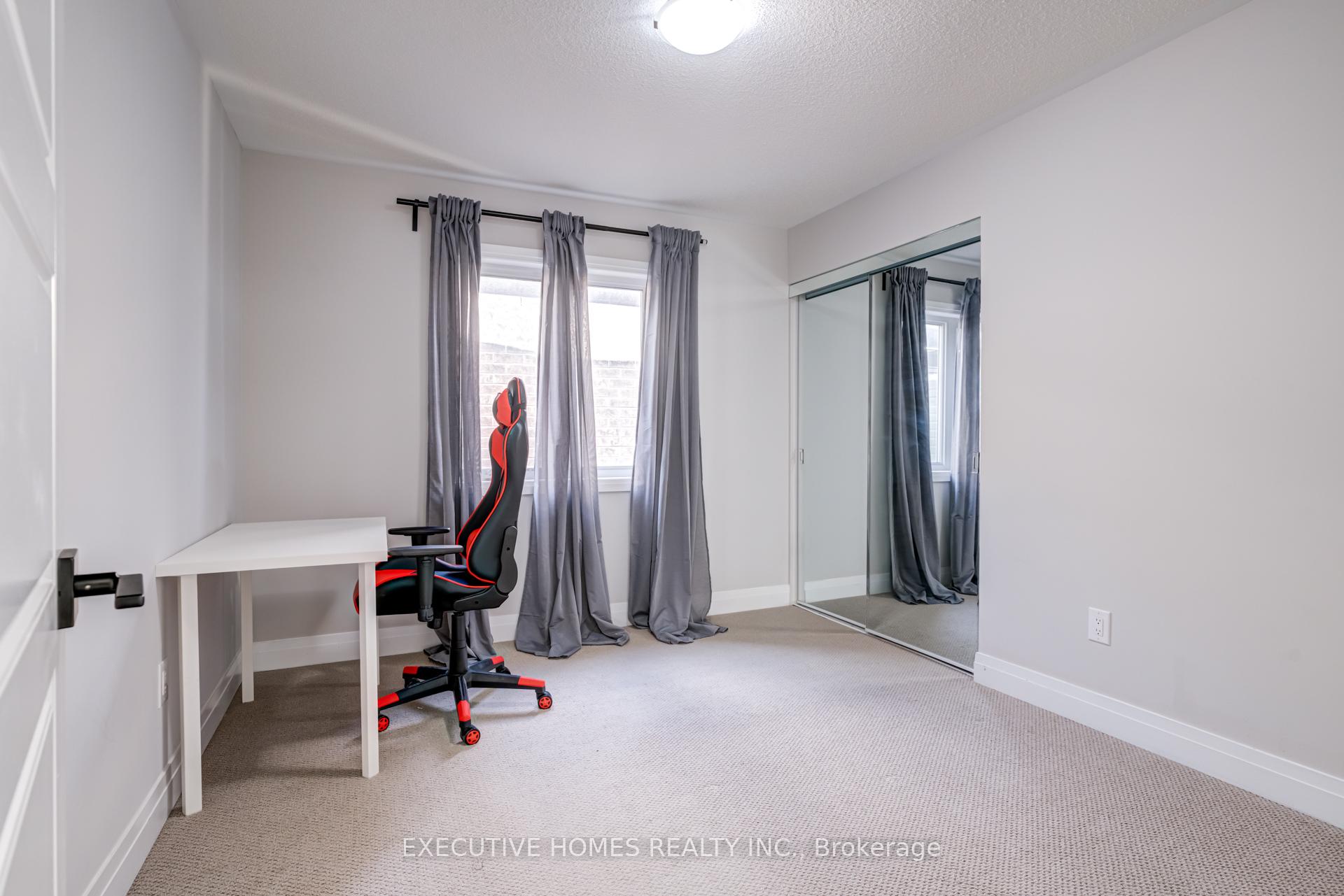 Photo 30 of 1586 Severn Drive, Milton, Bowes — HOMEH