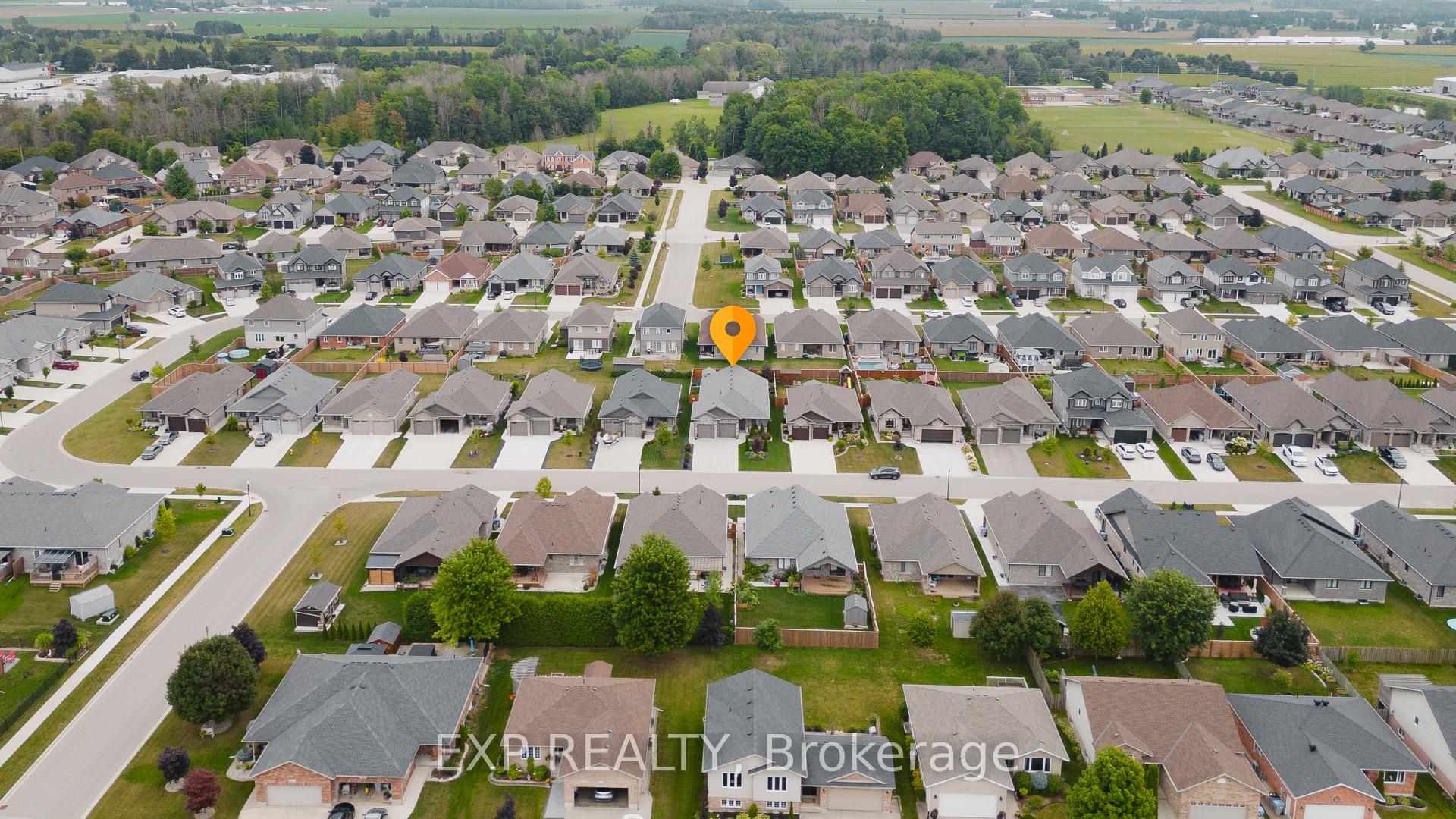 Photo 4 of 32 Forbes Crescent, North Perth, Listowel — HOMEH