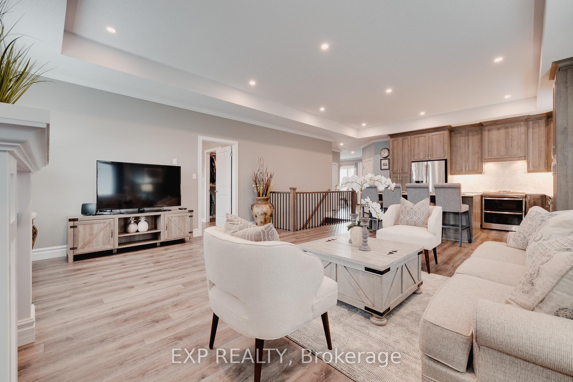Photo 5 of 32 Forbes Crescent, North Perth, Listowel — HOMEH