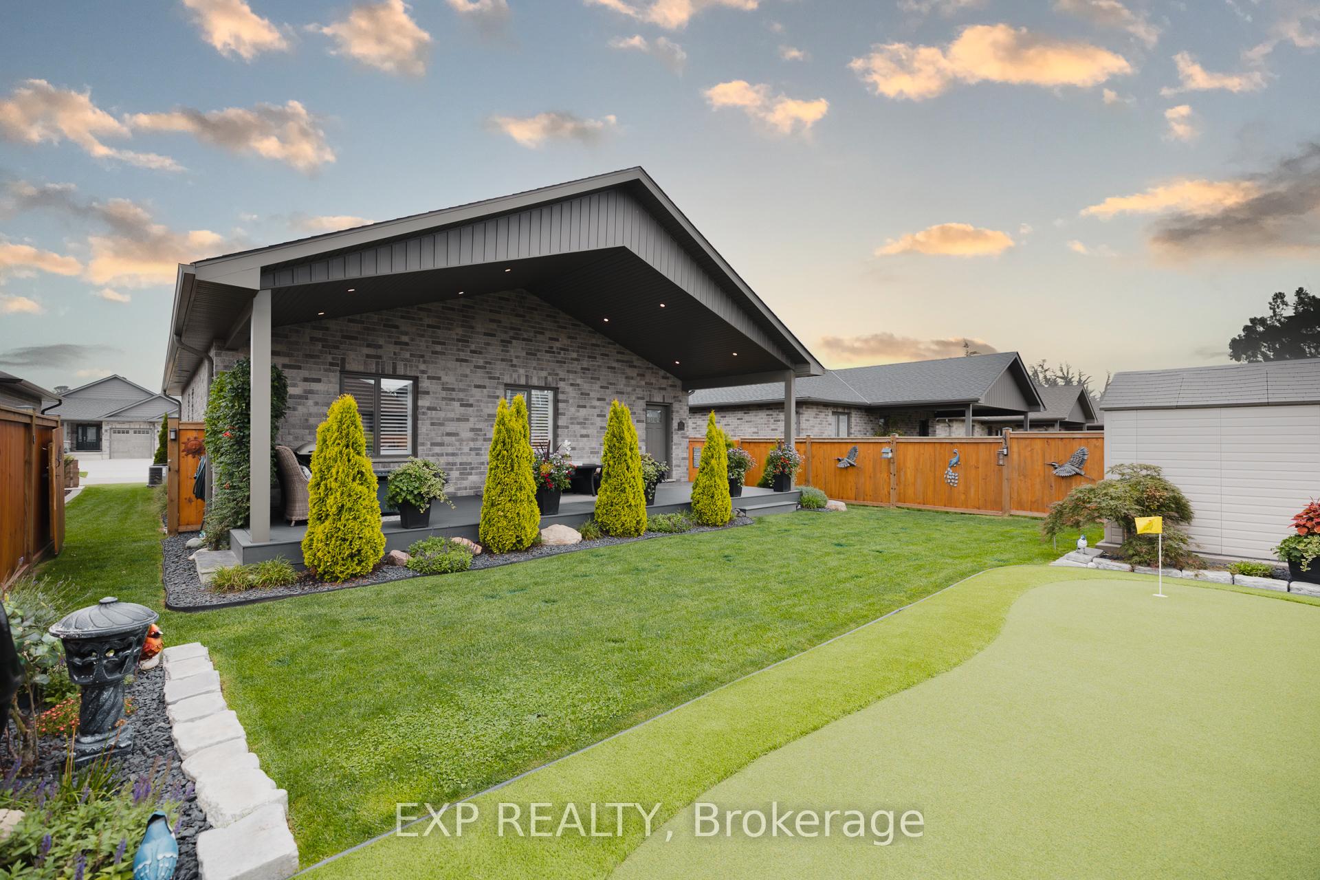 Photo 33 of 32 Forbes Crescent, North Perth, Listowel — HOMEH