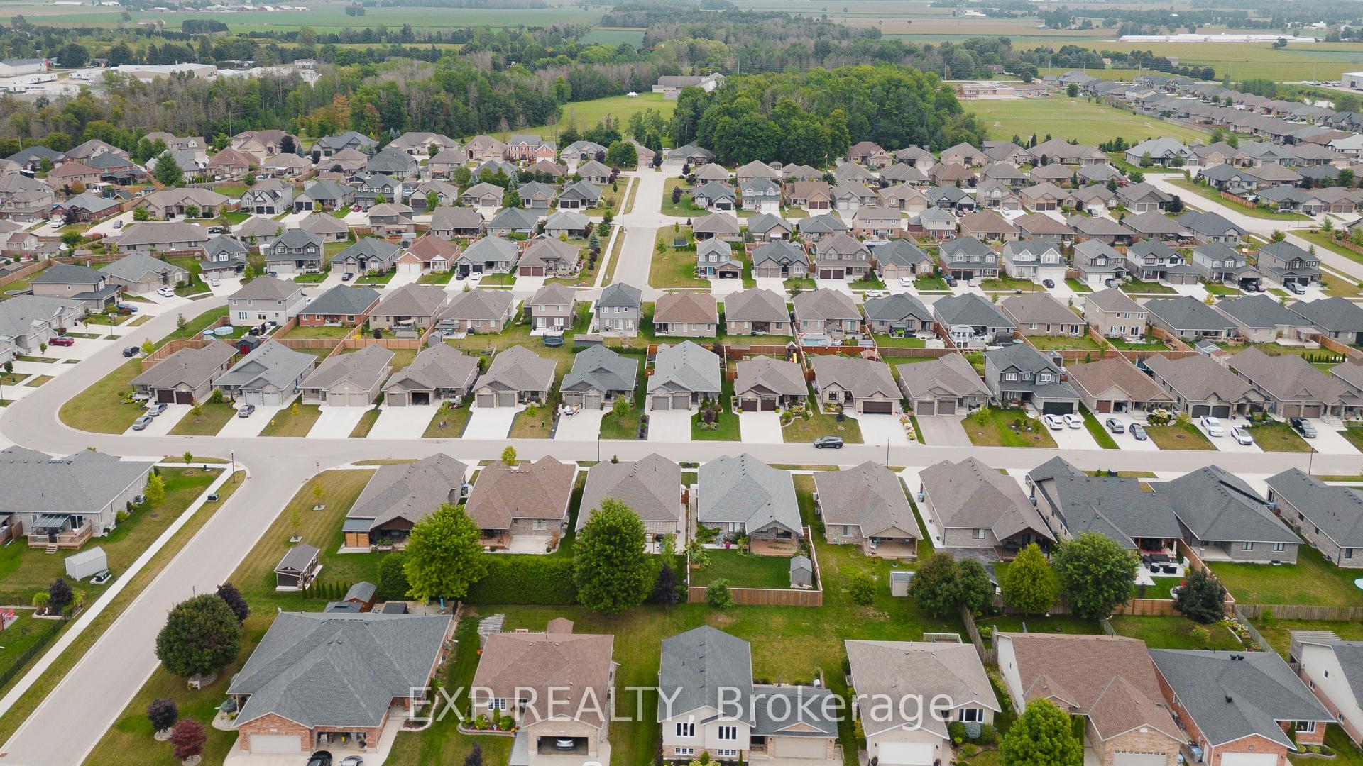 Photo 38 of 32 Forbes Crescent, North Perth, Listowel — HOMEH