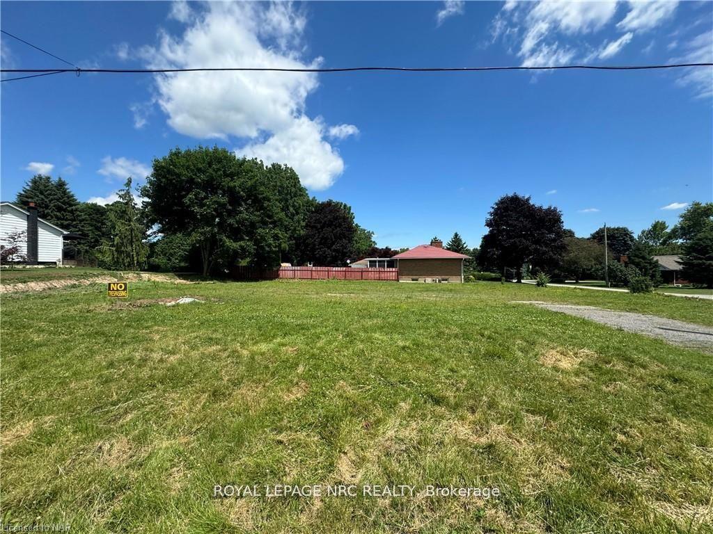 Photo 1 of 5 Mayfair Avenue, Pelham, Fonthill — HOMEH