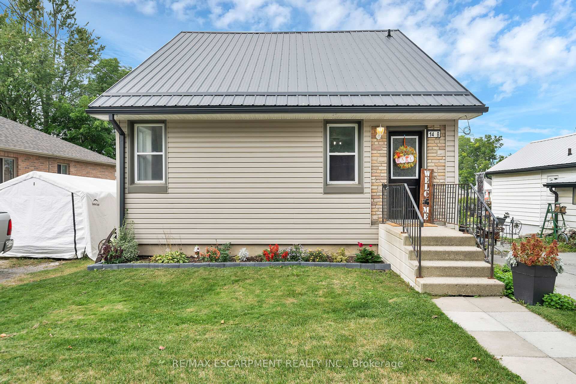 Photo 1 of 14 Potts Road, Norfolk, Simcoe — HOMEH