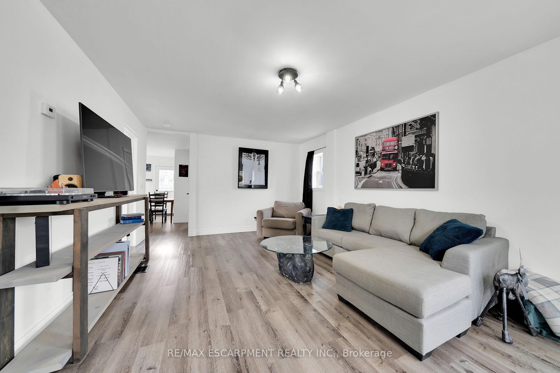 Photo 7 of 14 Potts Road, Norfolk, Simcoe — HOMEH