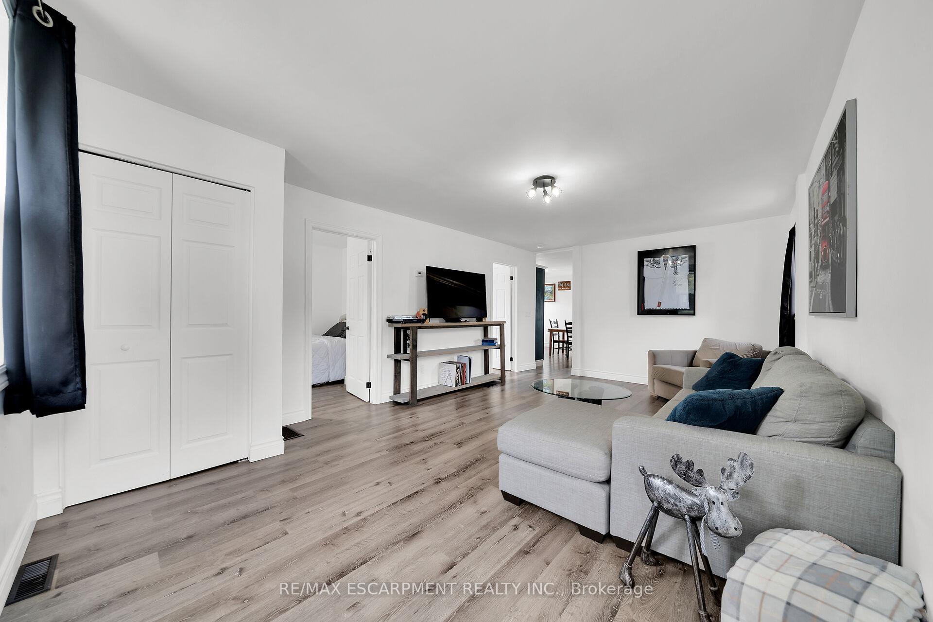 Photo 8 of 14 Potts Road, Norfolk, Simcoe — HOMEH