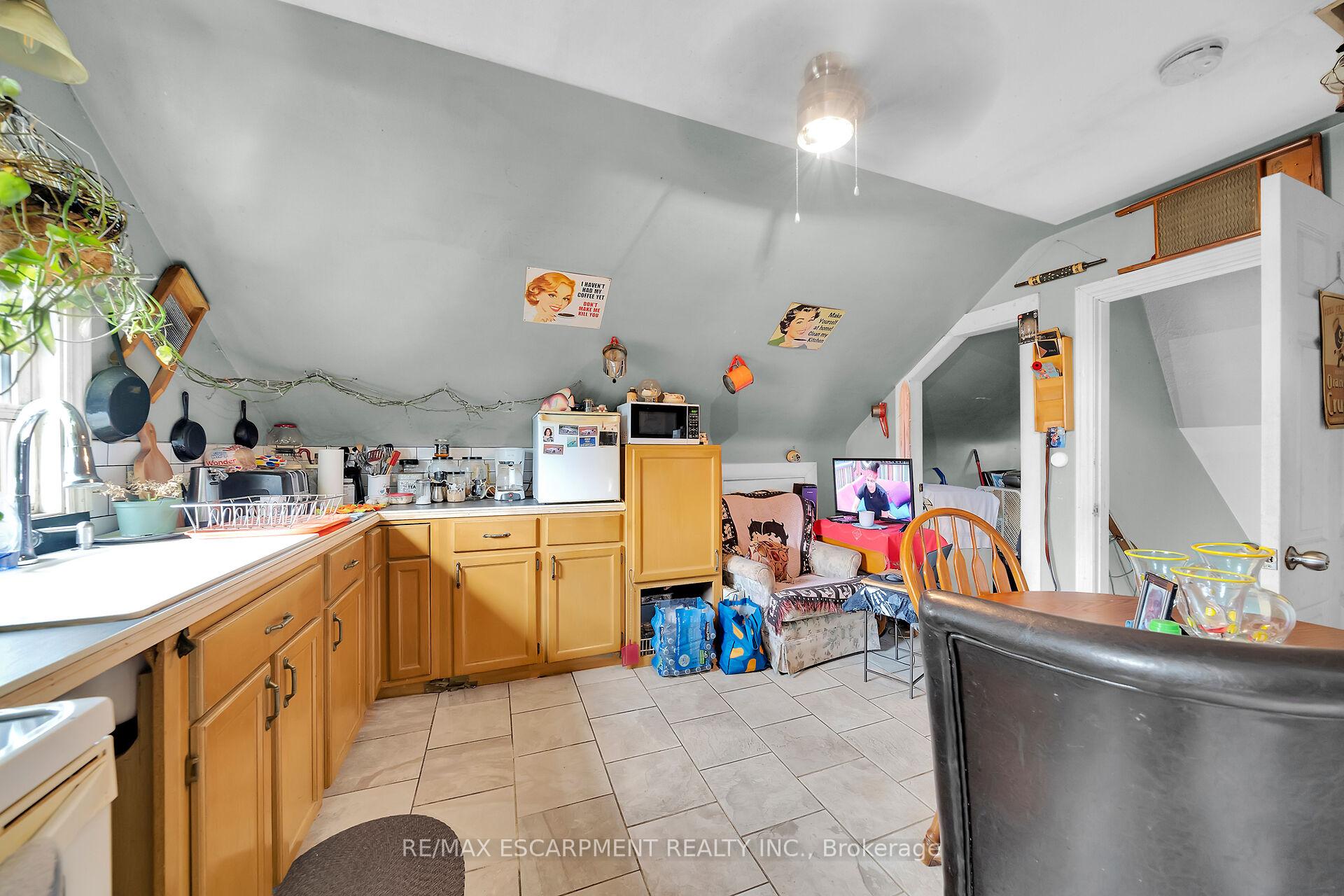 Photo 31 of 14 Potts Road, Norfolk, Simcoe — HOMEH