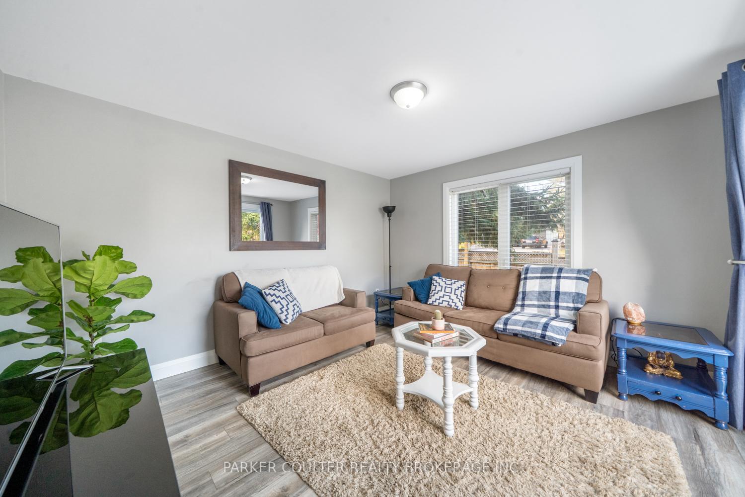 Photo 14 of 45 Bleeker Street, Orillia — HOMEH