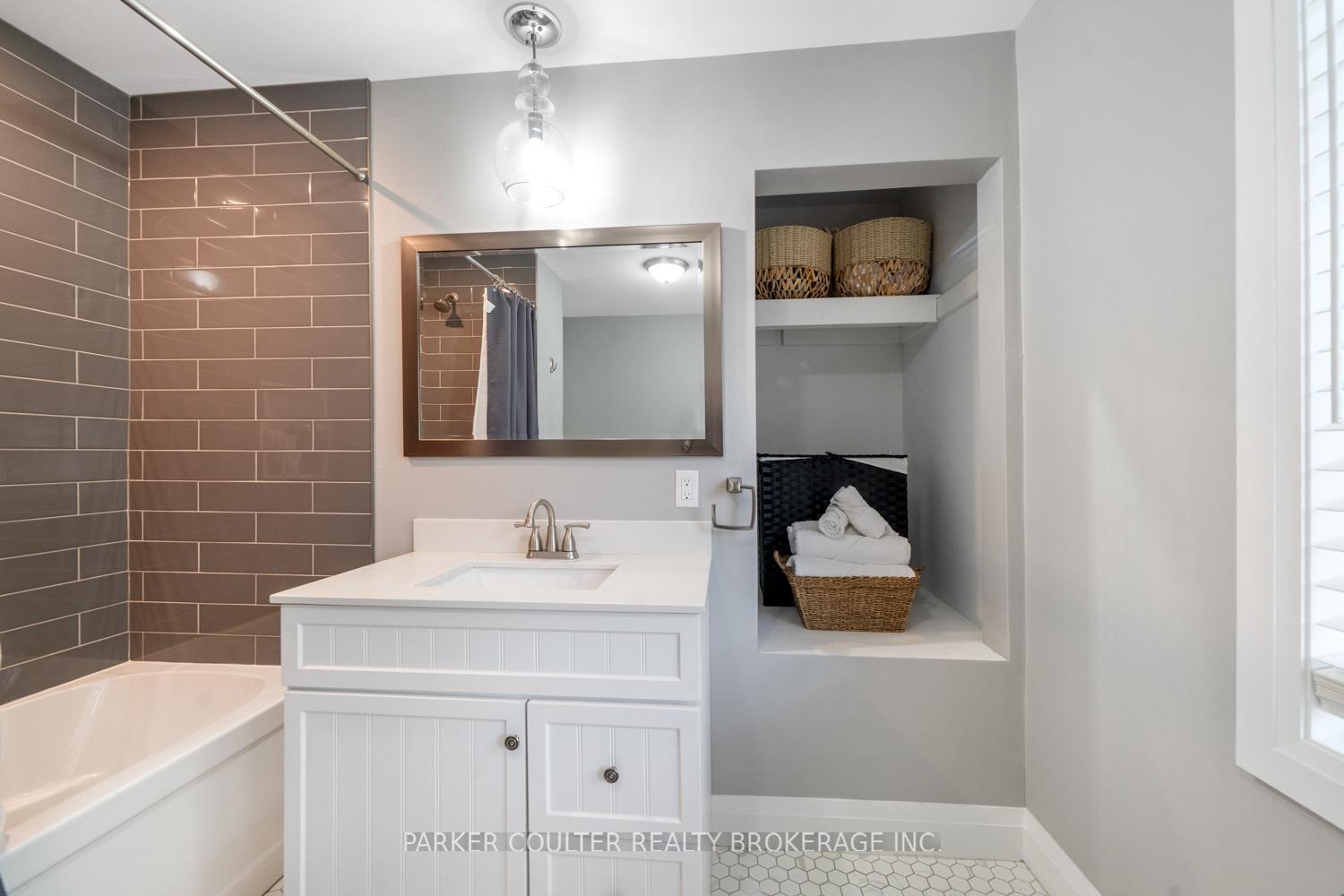 Photo 21 of 45 Bleeker Street, Orillia — HOMEH