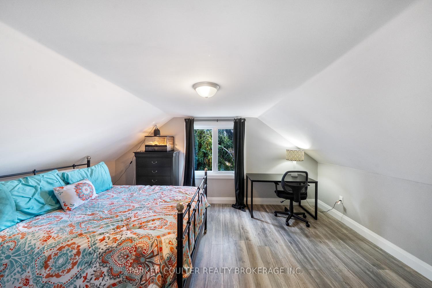 Photo 25 of 45 Bleeker Street, Orillia — HOMEH