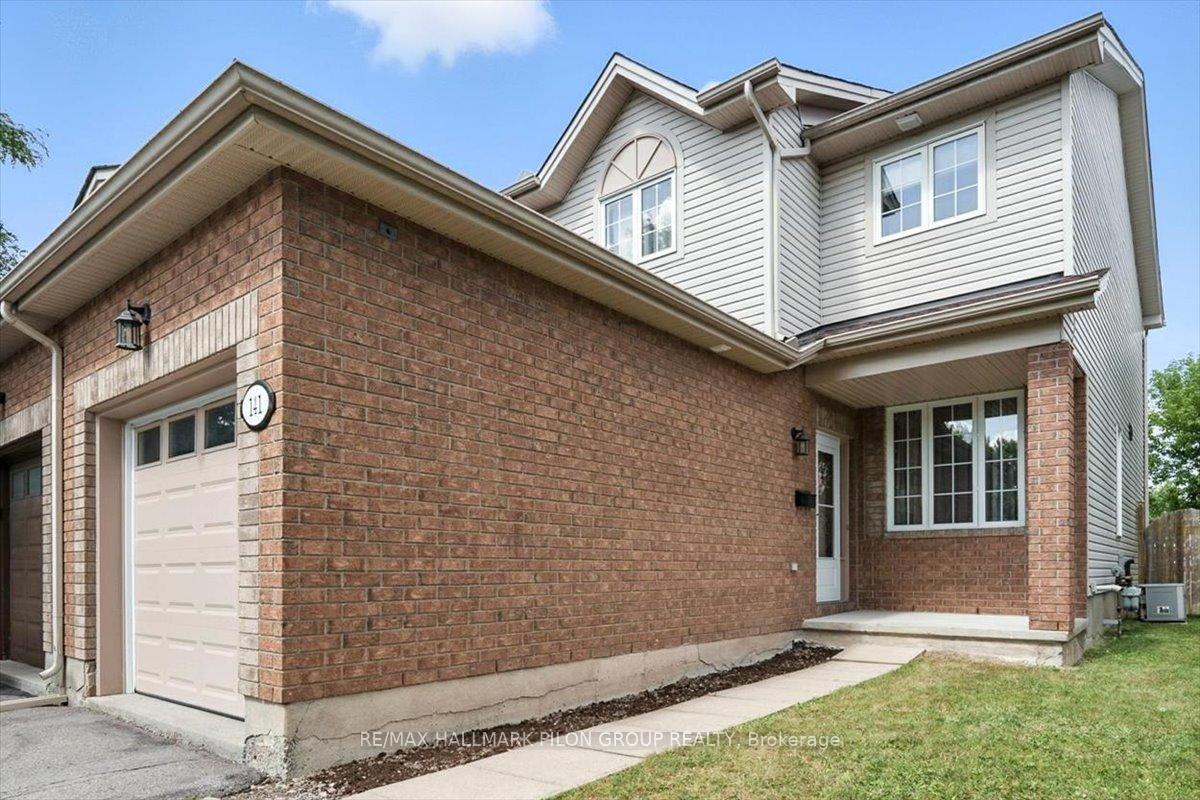Photo 2 of 141 Ludlowe Street, Ottawa, Fallingbrook/Gardenway South — HOMEH