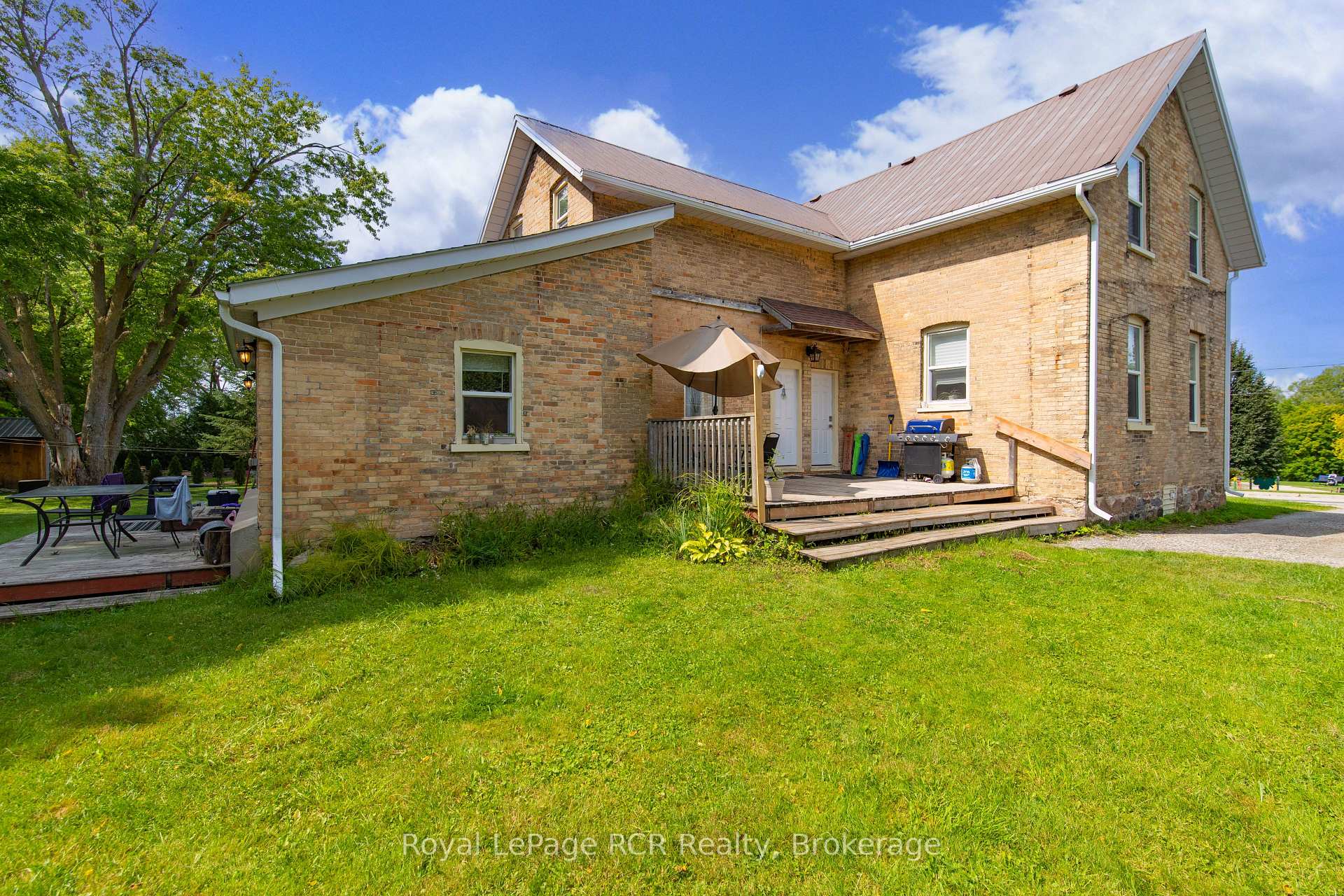 Photo 4 of 424 Royal Street E, North Perth, Listowel — HOMEH