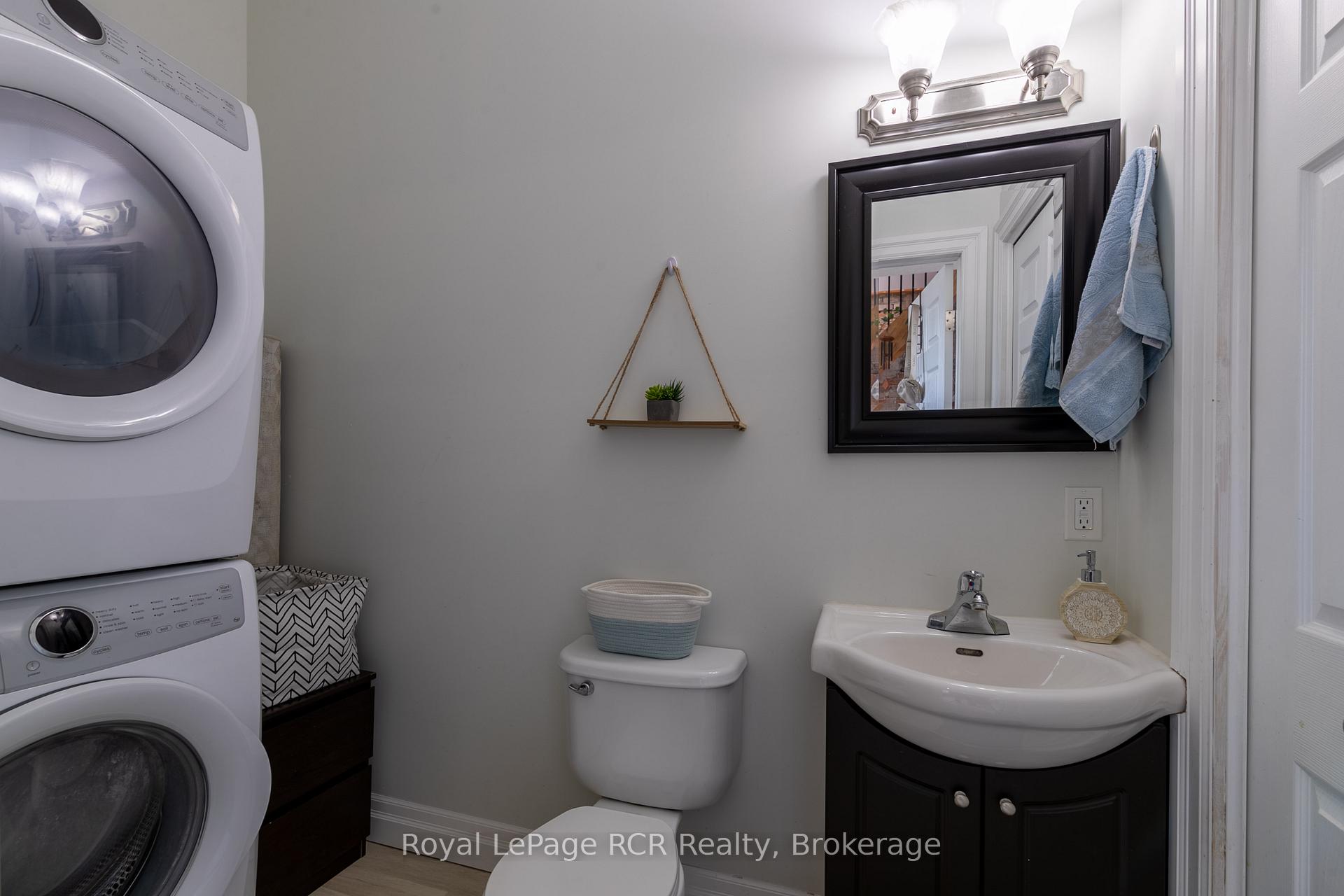 Photo 17 of 424 Royal Street E, North Perth, Listowel — HOMEH