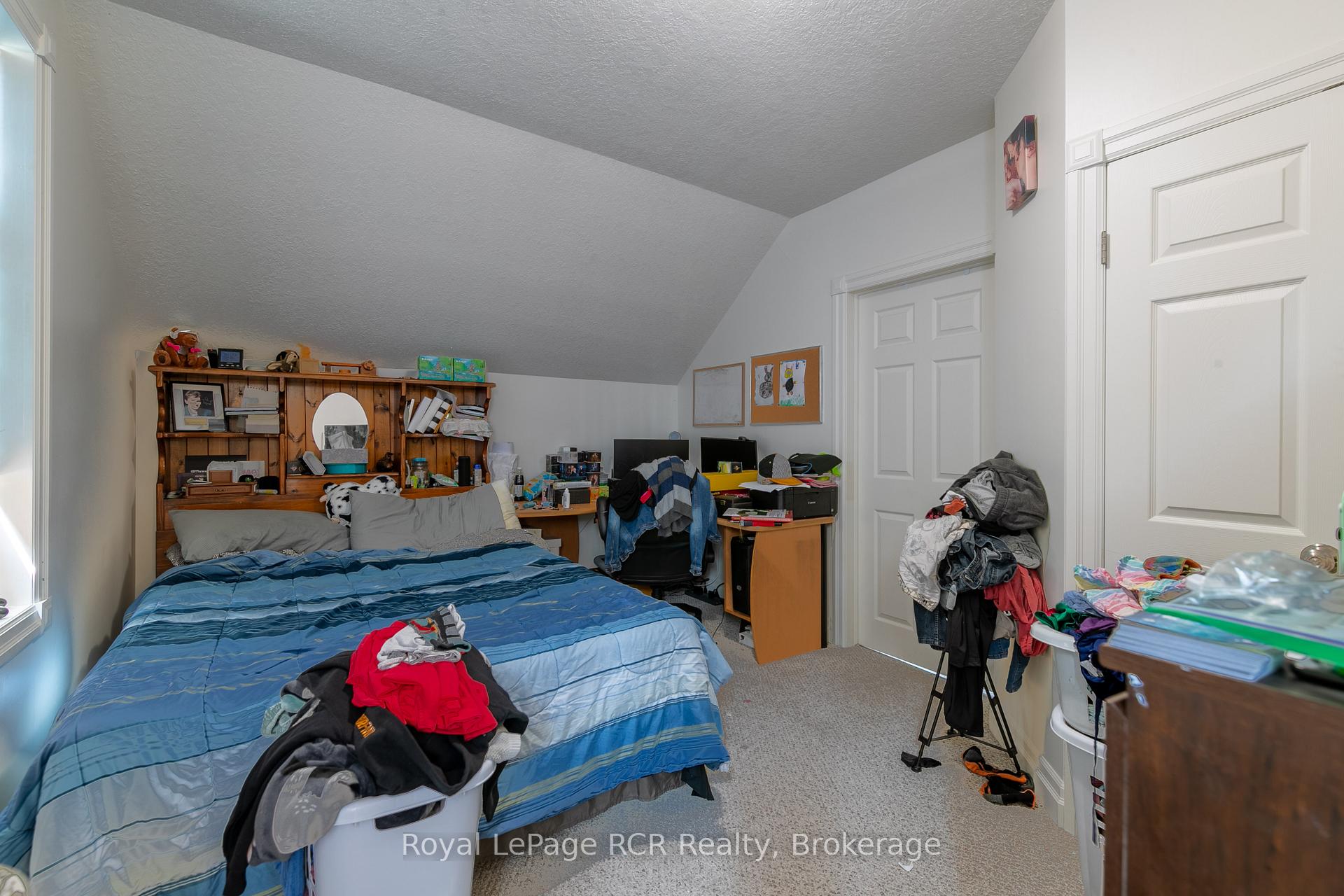 Photo 18 of 424 Royal Street E, North Perth, Listowel — HOMEH