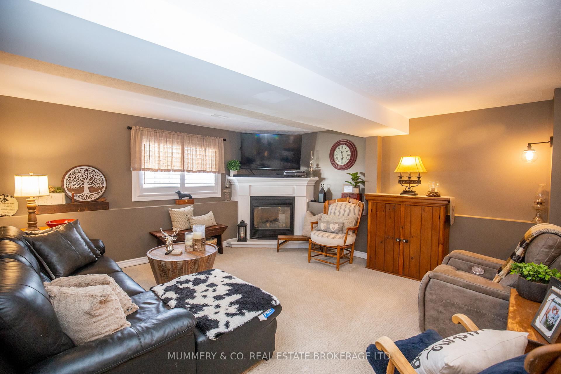 Photo 27 of 51 Leslie Avenue, Norfolk, Port Dover — HOMEH