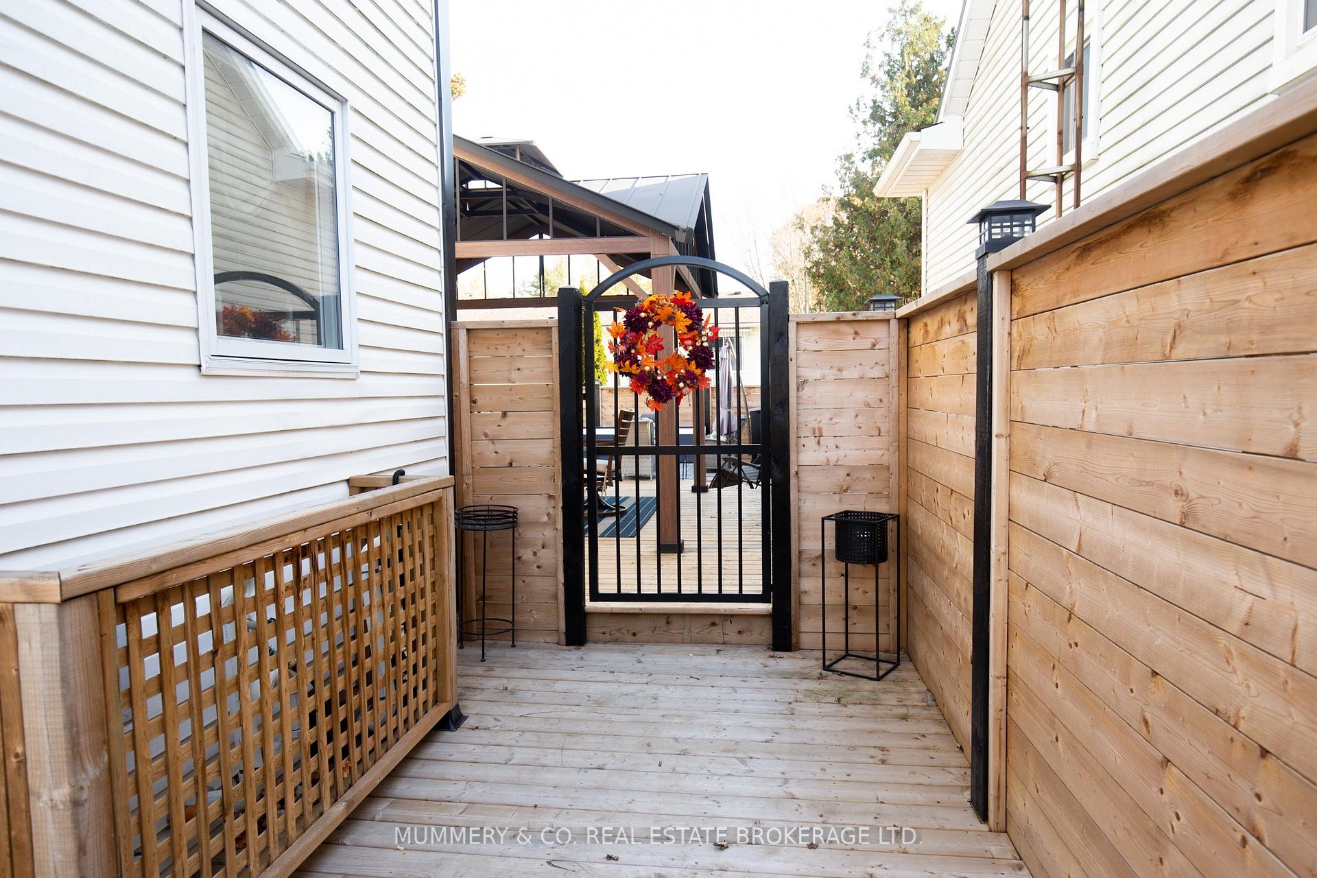 Photo 36 of 51 Leslie Avenue, Norfolk, Port Dover — HOMEH