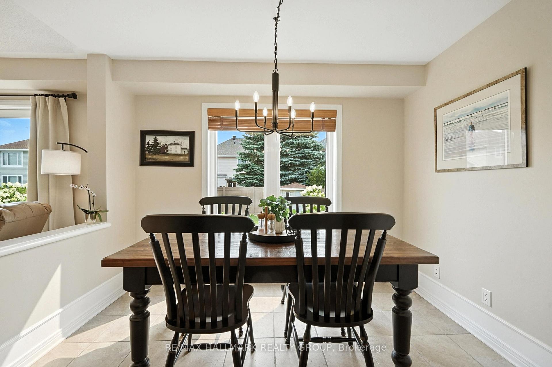 Photo 15 of 2013 Calico Crescent, Ottawa, Notting Hill/Summerside — HOMEH