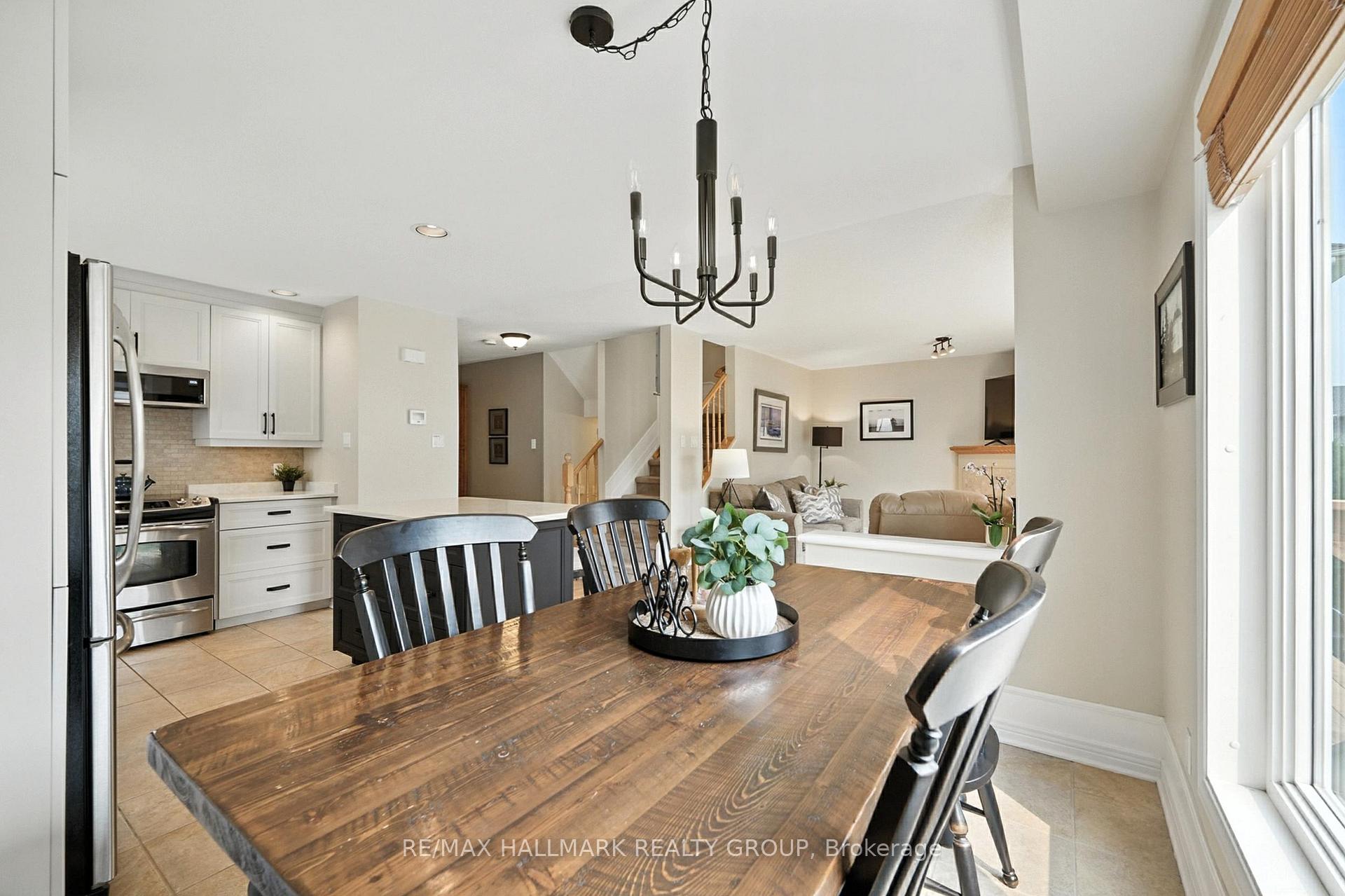 Photo 17 of 2013 Calico Crescent, Ottawa, Notting Hill/Summerside — HOMEH