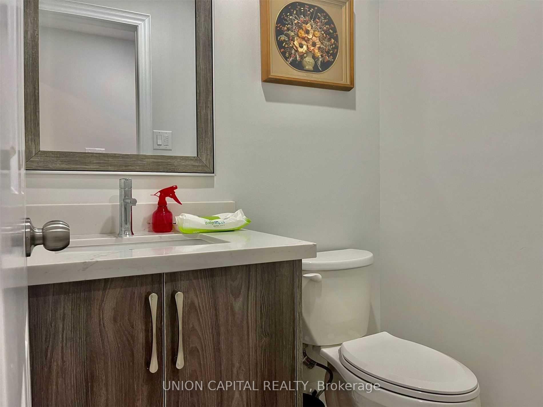 Photo 16 of Unit Upper, 121 Stargell Crescent, Markham, Raymerville — HOMEH