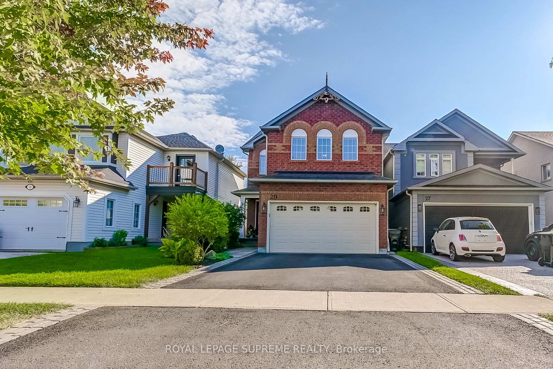 Photo 1 of 29 Gunning Crescent, New Tecumseth, Tottenham — HOMEH