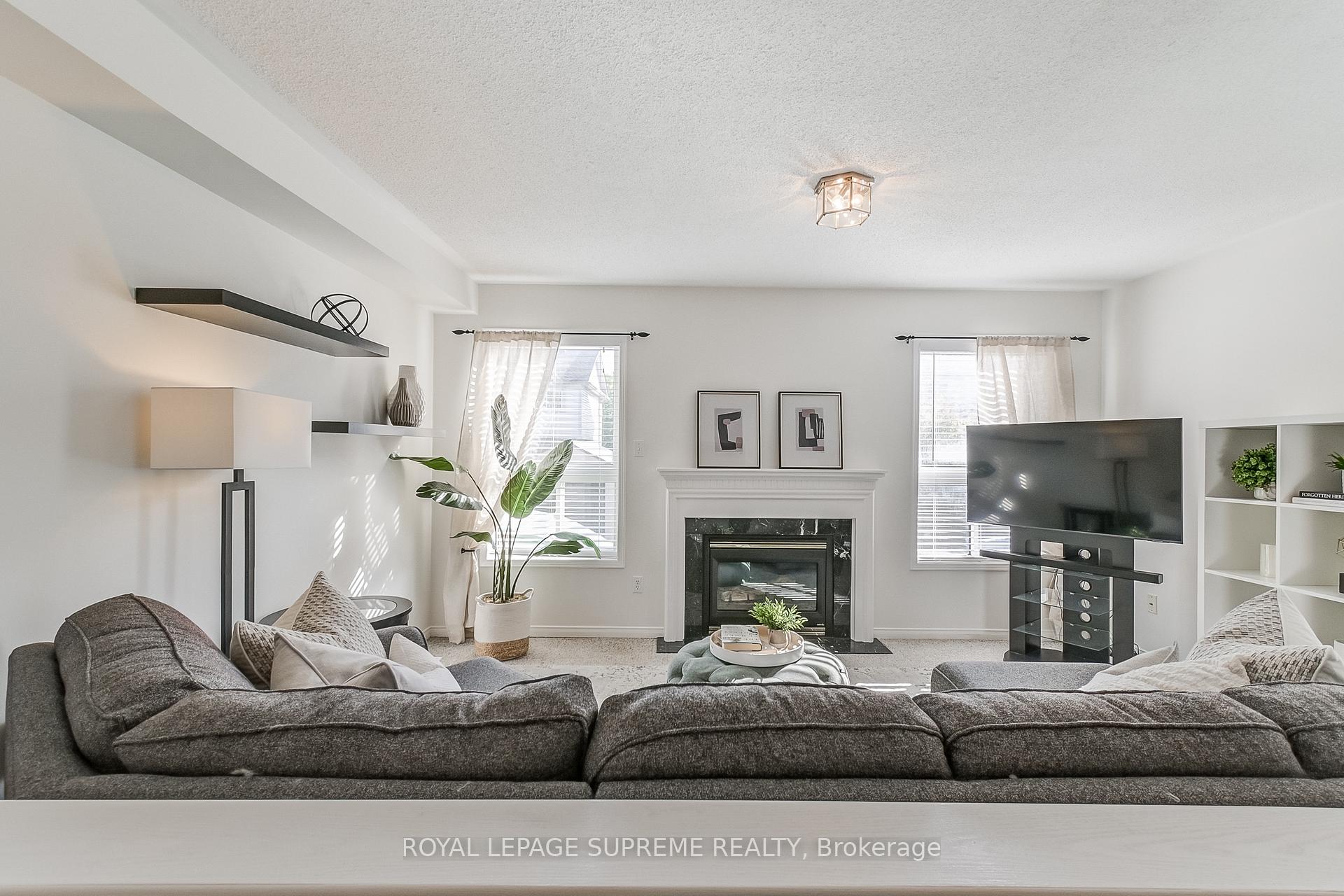 Photo 22 of 29 Gunning Crescent, New Tecumseth, Tottenham — HOMEH
