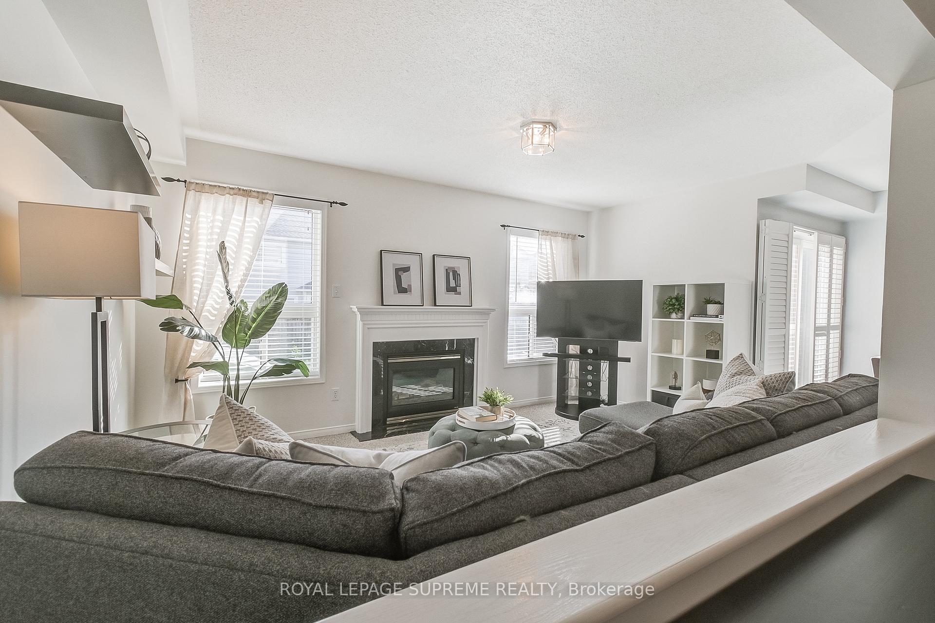 Photo 23 of 29 Gunning Crescent, New Tecumseth, Tottenham — HOMEH