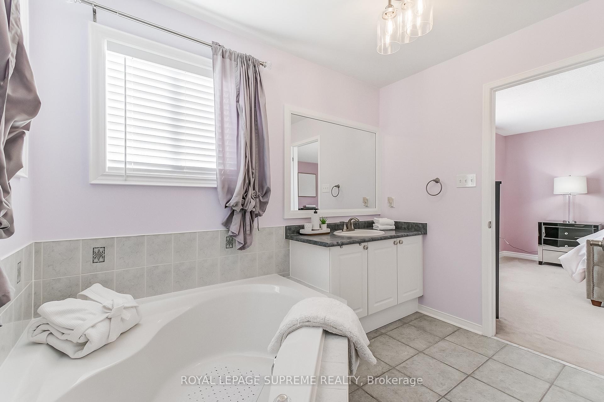 Photo 30 of 29 Gunning Crescent, New Tecumseth, Tottenham — HOMEH
