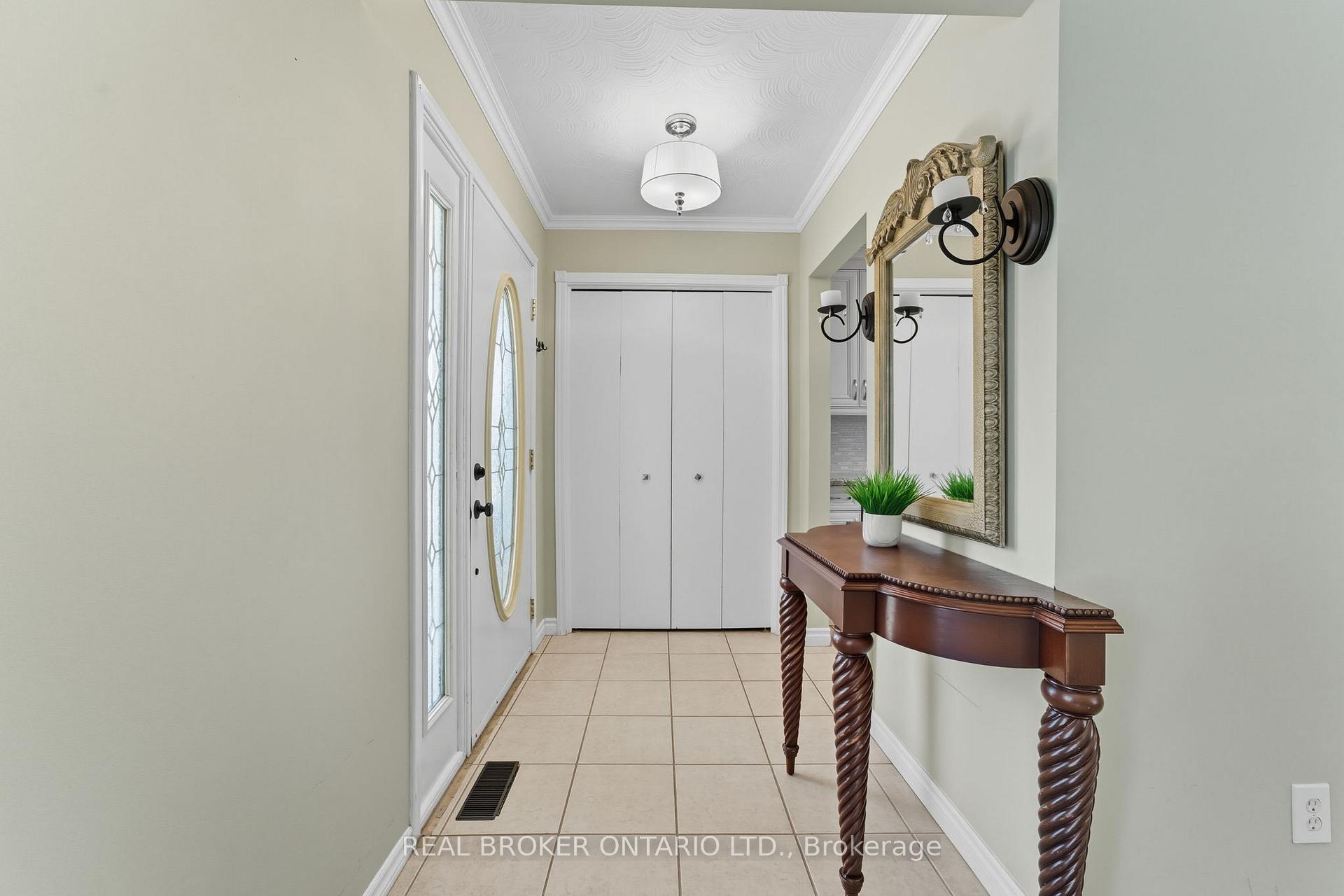 Photo 7 of 39 Carriage Road, Norfolk, Simcoe — HOMEH