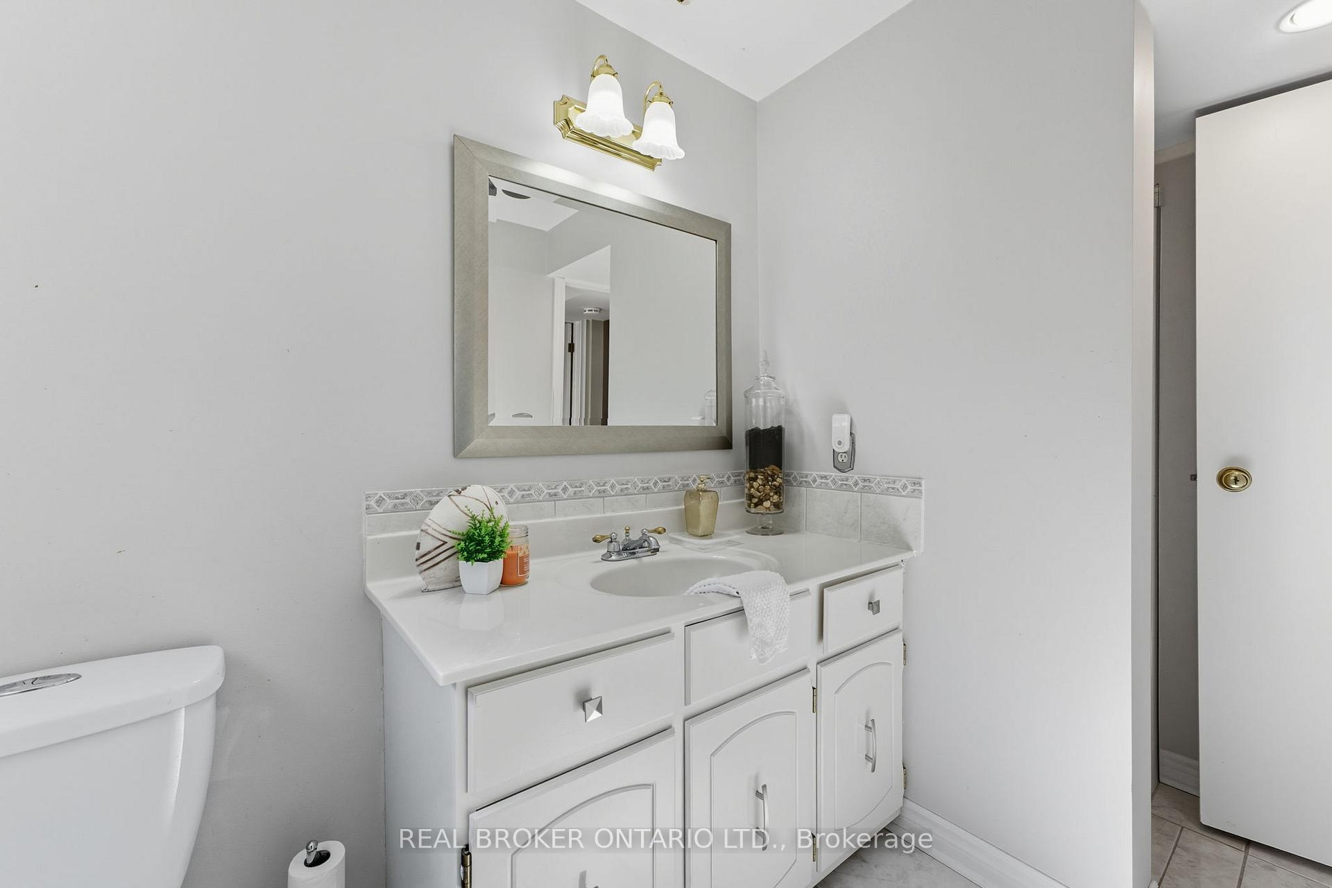 Photo 22 of 39 Carriage Road, Norfolk, Simcoe — HOMEH