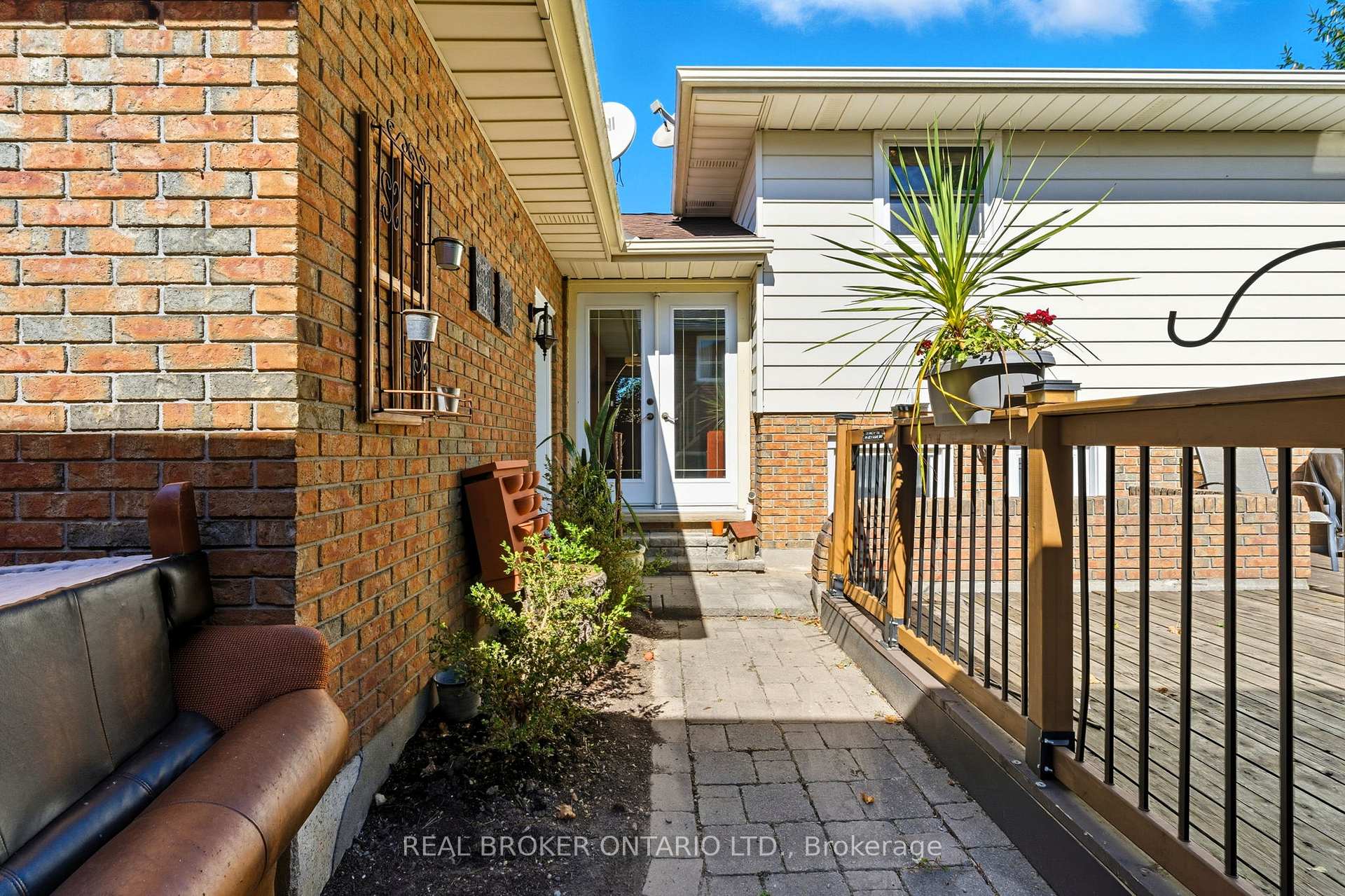 Photo 27 of 39 Carriage Road, Norfolk, Simcoe — HOMEH