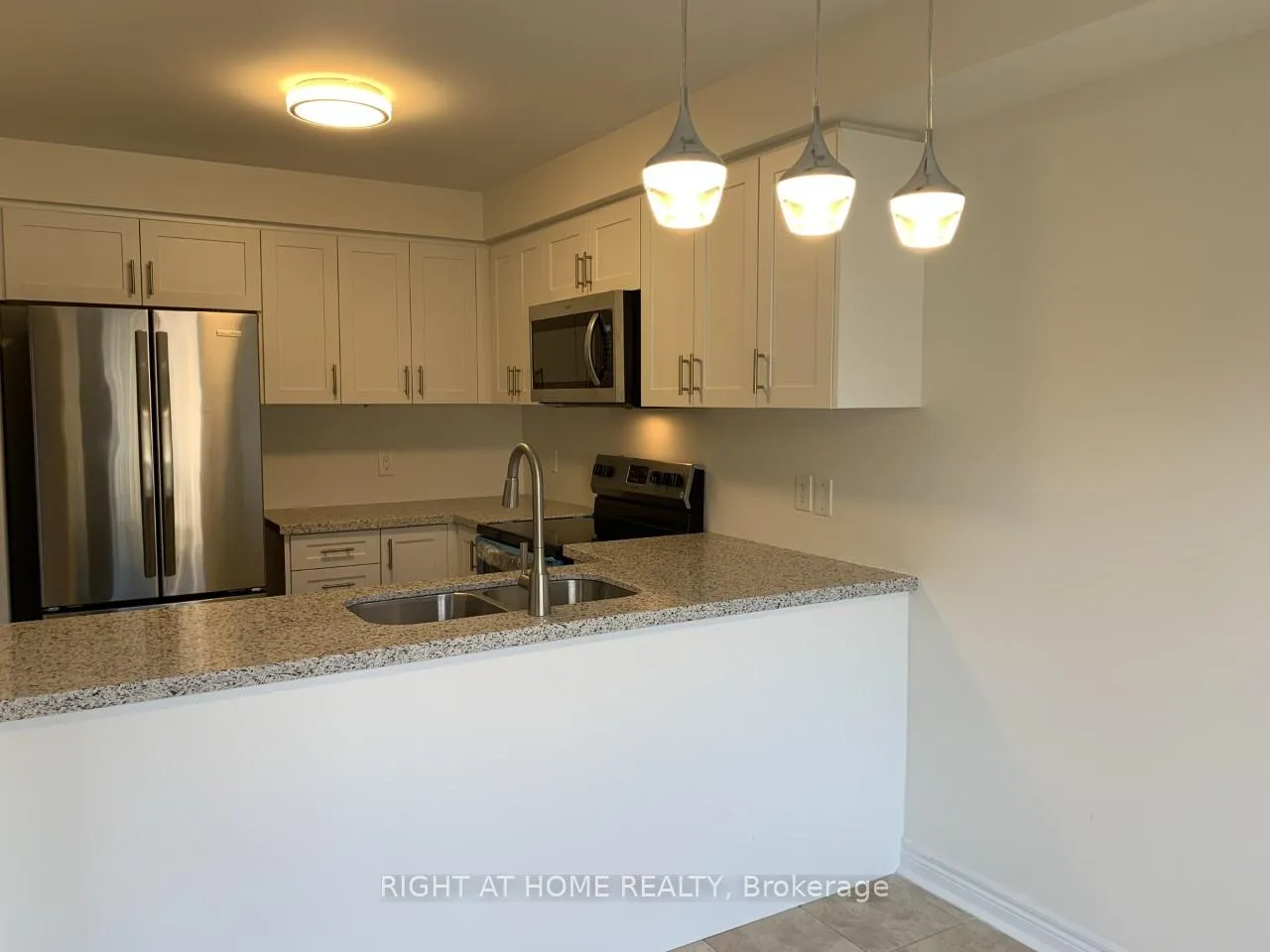 Photo 5 of 3083 Highbourne Crescent, Oakville, Bronte Creek — HOMEH