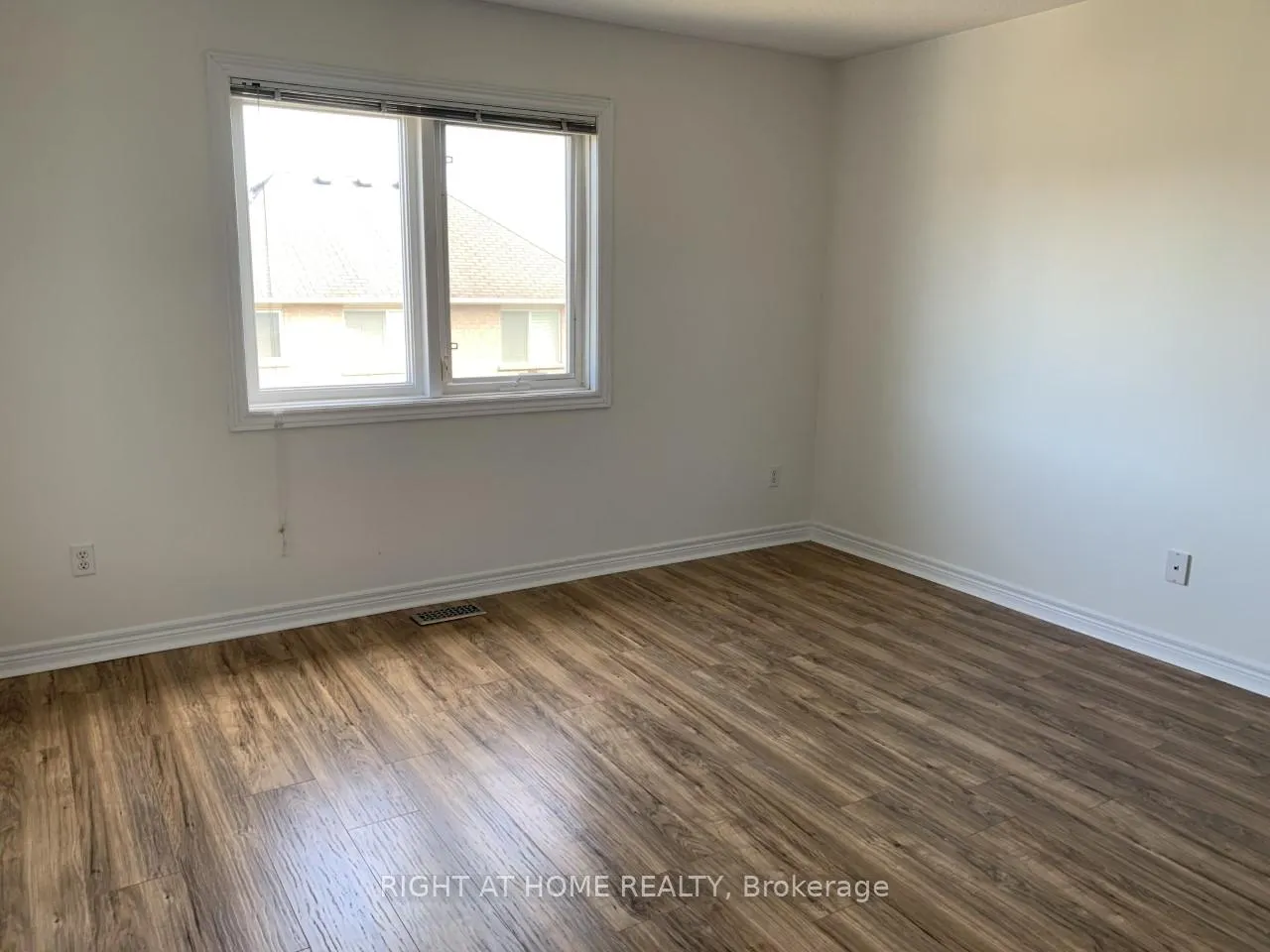 Photo 21 of 3083 Highbourne Crescent, Oakville, Bronte Creek — HOMEH