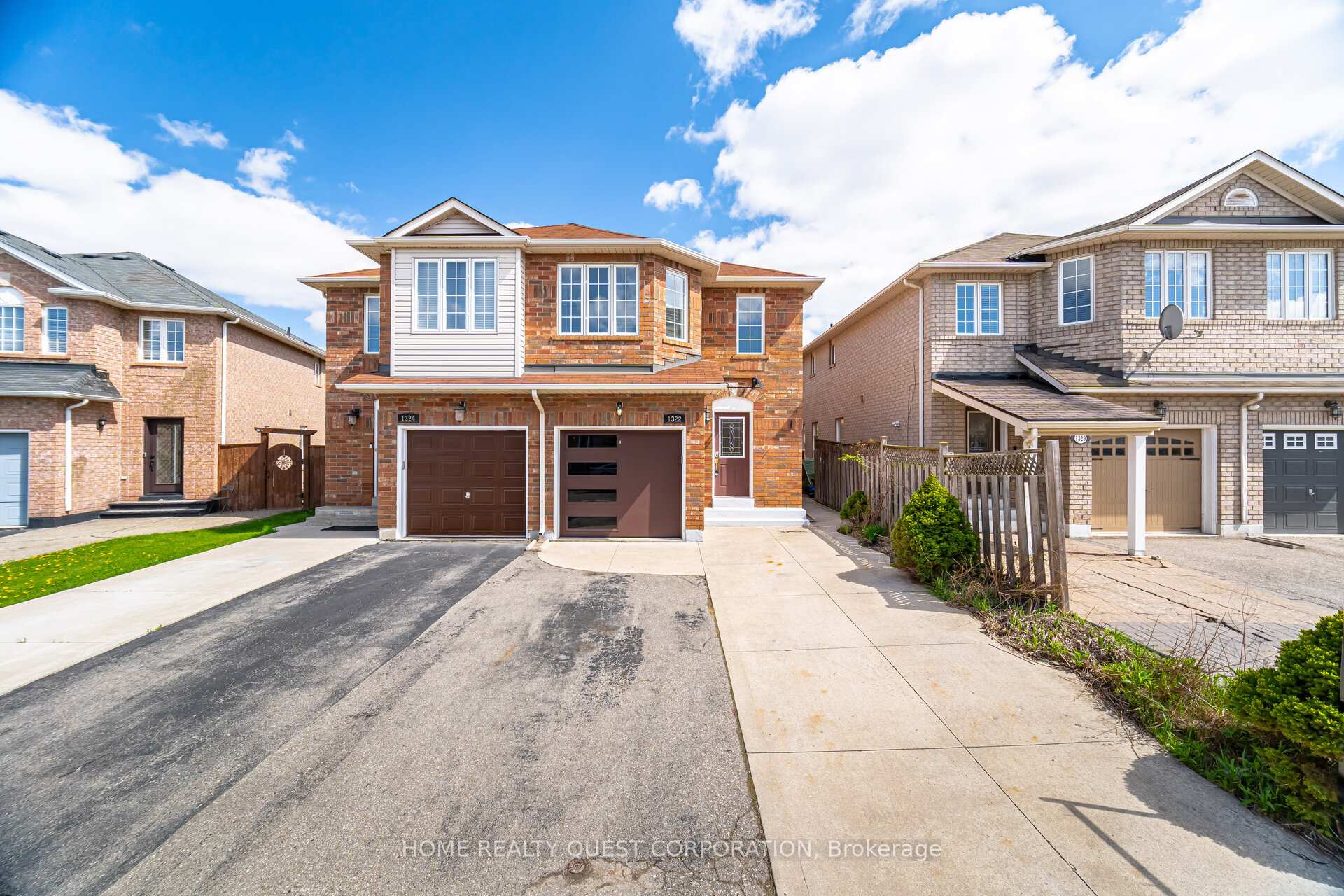 Front of 1322 Mowat Lane