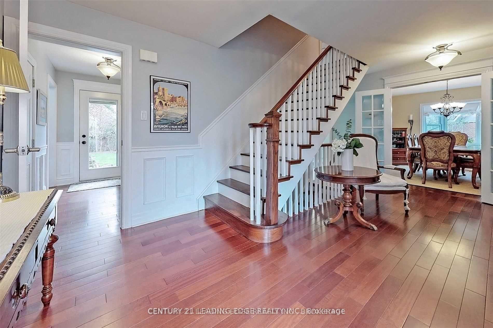 Photo 6 of 24 Marie Court, Markham, Thornhill — HOMEH