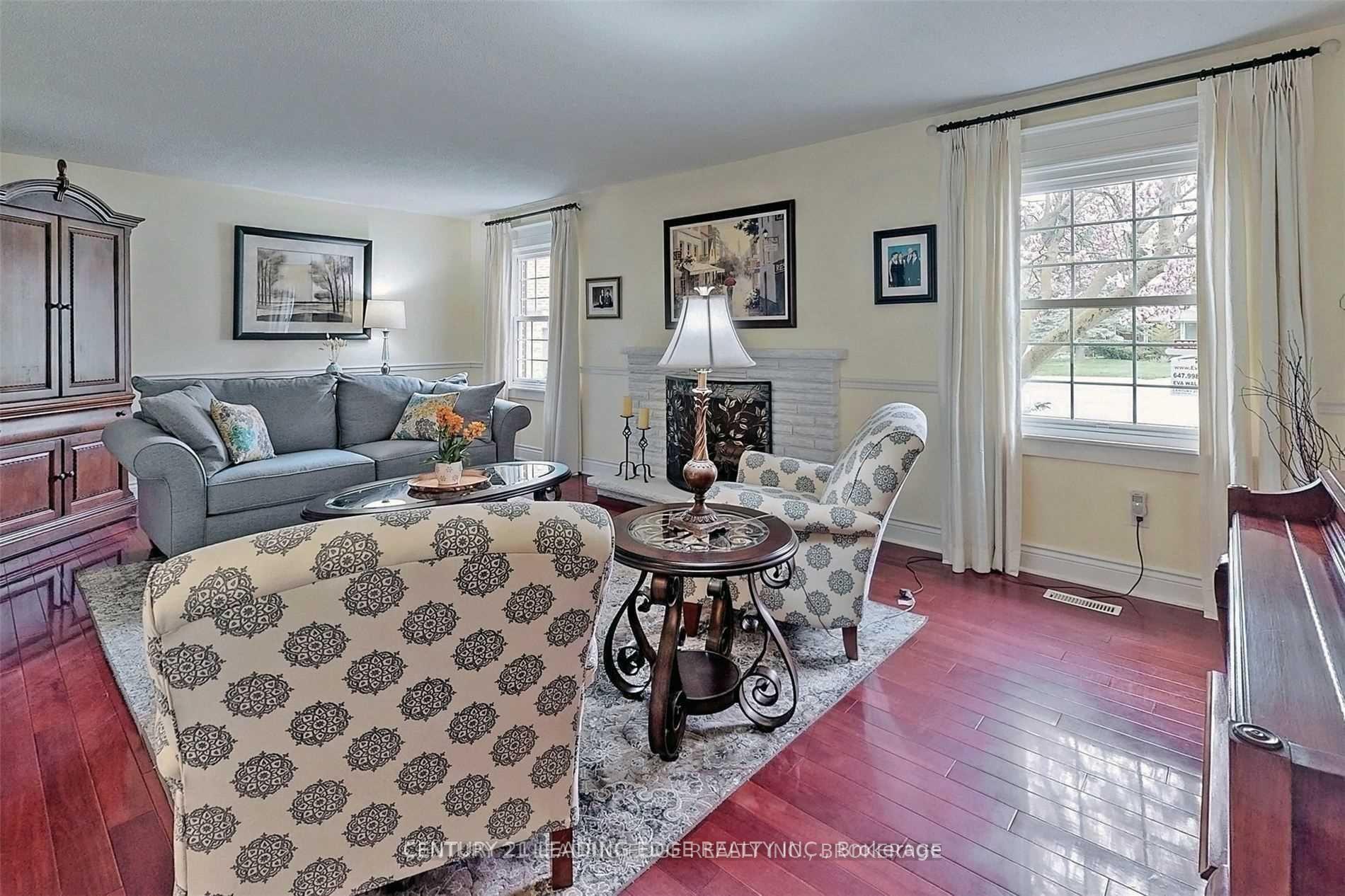 Photo 33 of 24 Marie Court, Markham, Thornhill — HOMEH