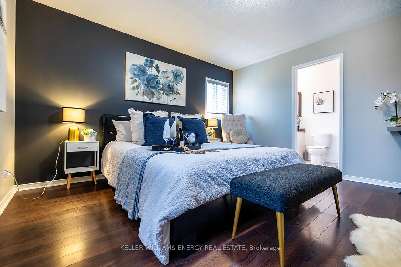 Photo 24 of 1642 Woodgate Trail, Oshawa, Samac — HOMEH