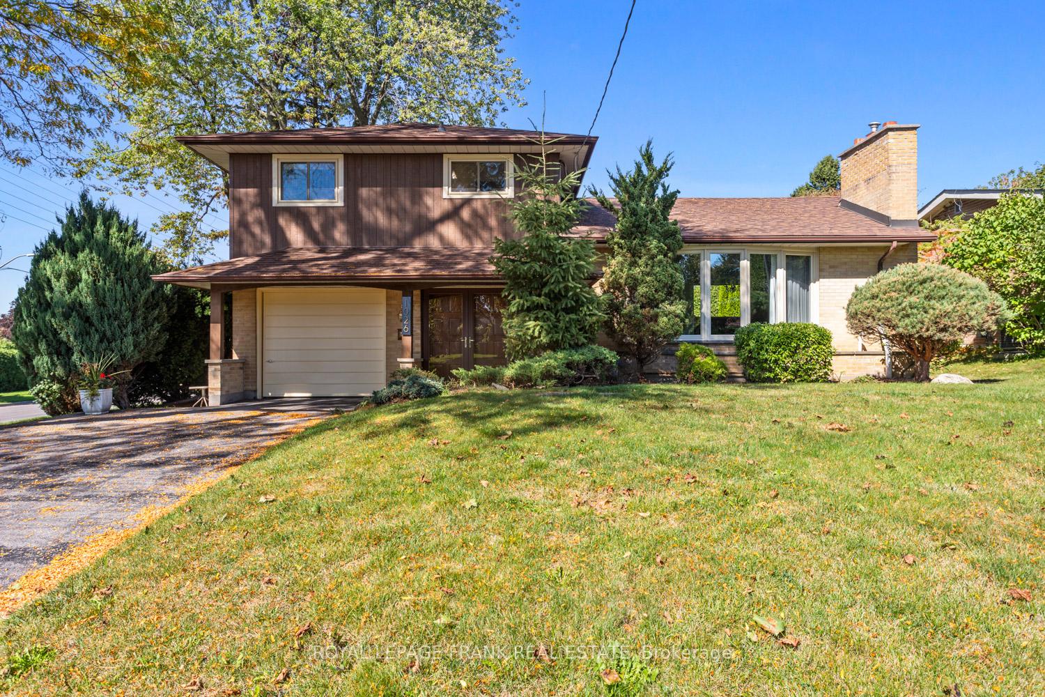 Front of 1026 Beaufort Avenue