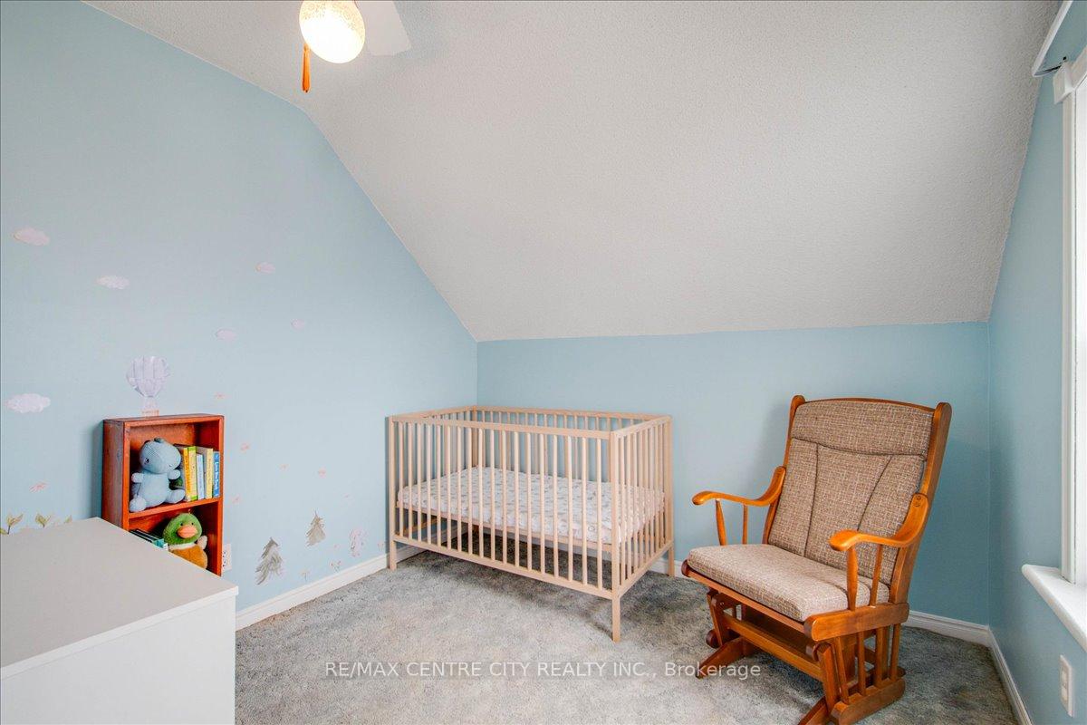 Photo 20 of 307 Clayton Street E, North Perth, Listowel — HOMEH