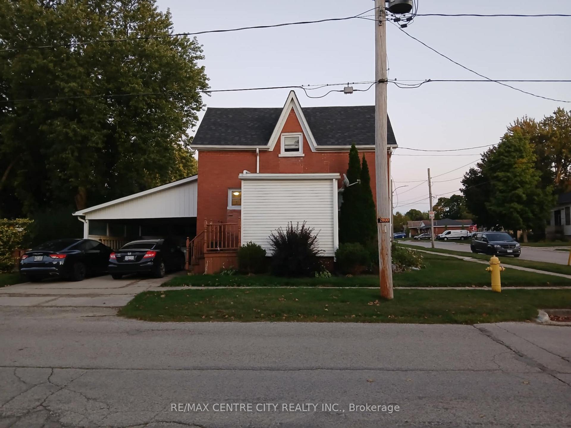 Photo 37 of 307 Clayton Street E, North Perth, Listowel — HOMEH