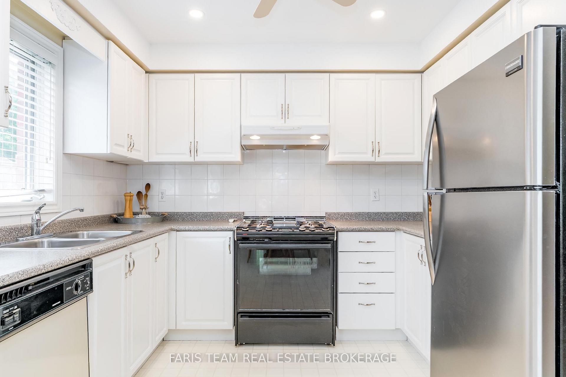 Photo 3 of 190 Bowerman Boulevard, New Tecumseth, Alliston — HOMEH
