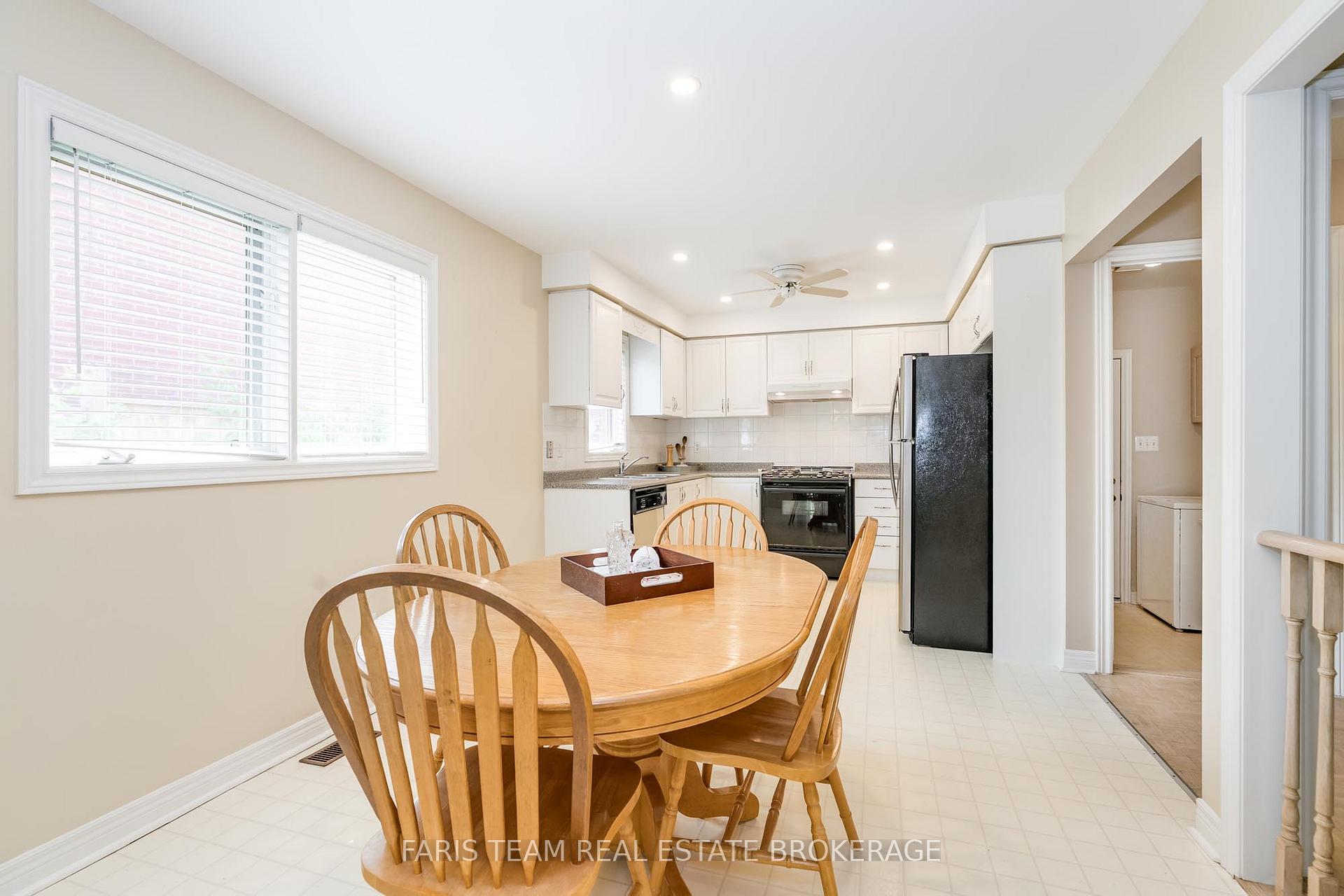Photo 6 of 190 Bowerman Boulevard, New Tecumseth, Alliston — HOMEH