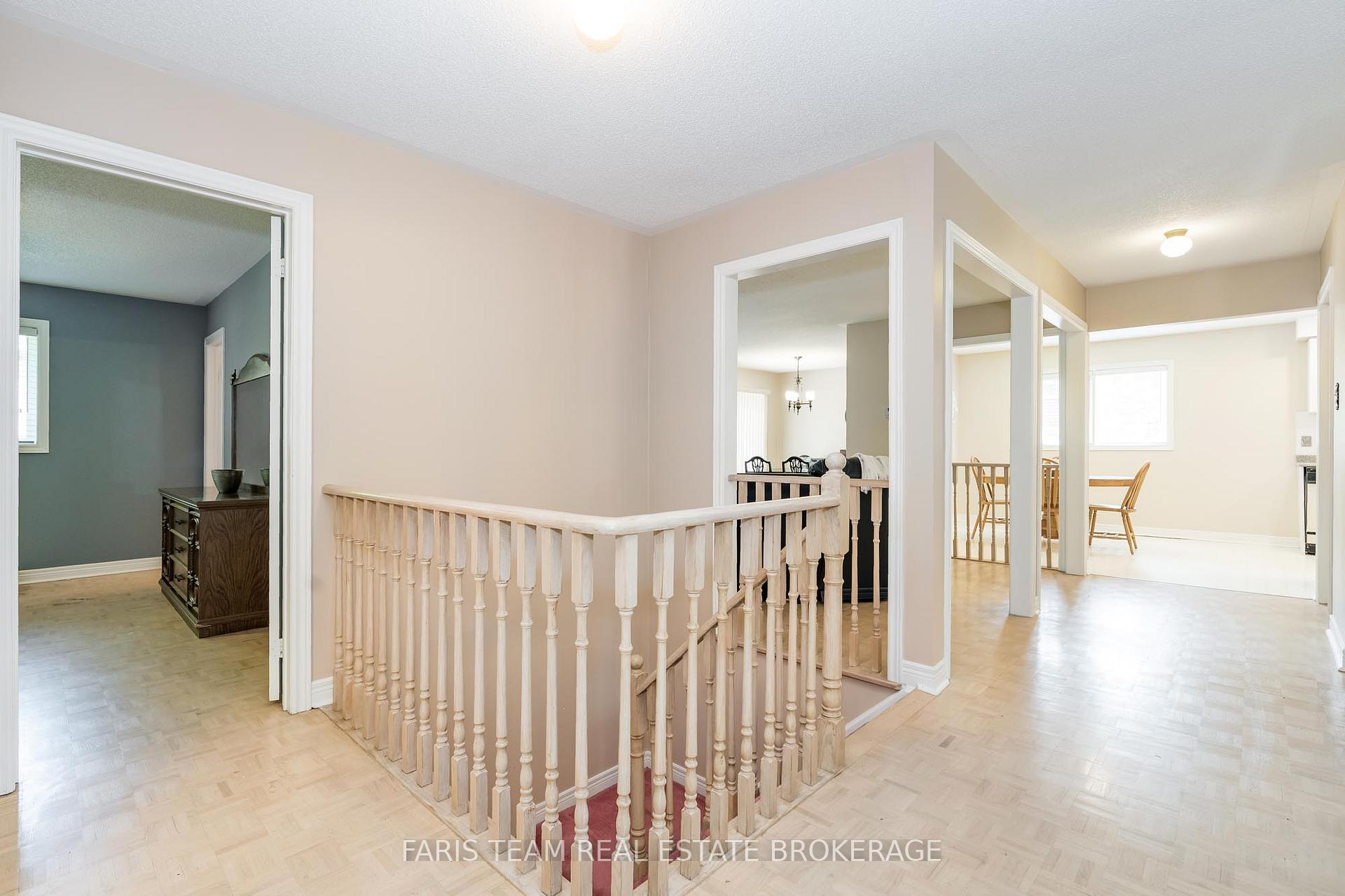 Photo 20 of 190 Bowerman Boulevard, New Tecumseth, Alliston — HOMEH