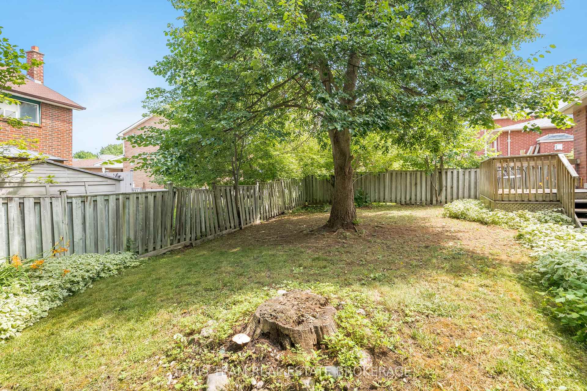 Photo 24 of 190 Bowerman Boulevard, New Tecumseth, Alliston — HOMEH
