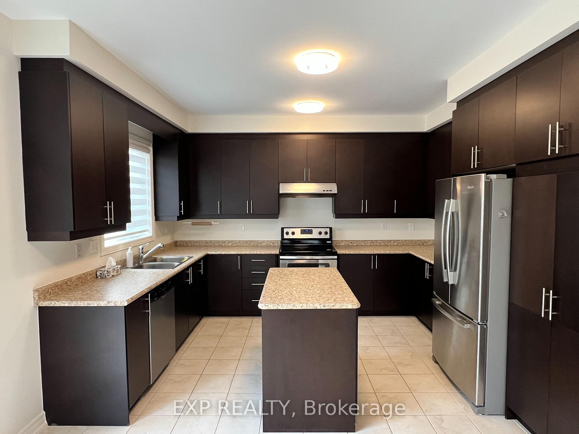 Photo 7 of 1223 Atkins Drive, Newmarket, Stonehaven-Wyndham — HOMEH