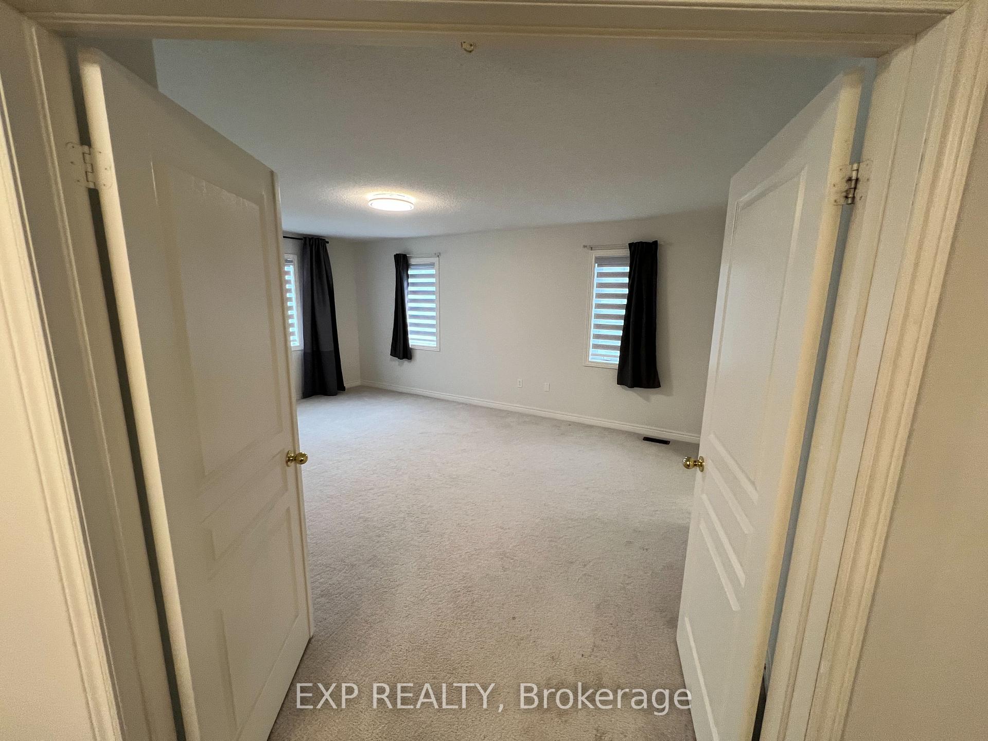 Photo 15 of 1223 Atkins Drive, Newmarket, Stonehaven-Wyndham — HOMEH
