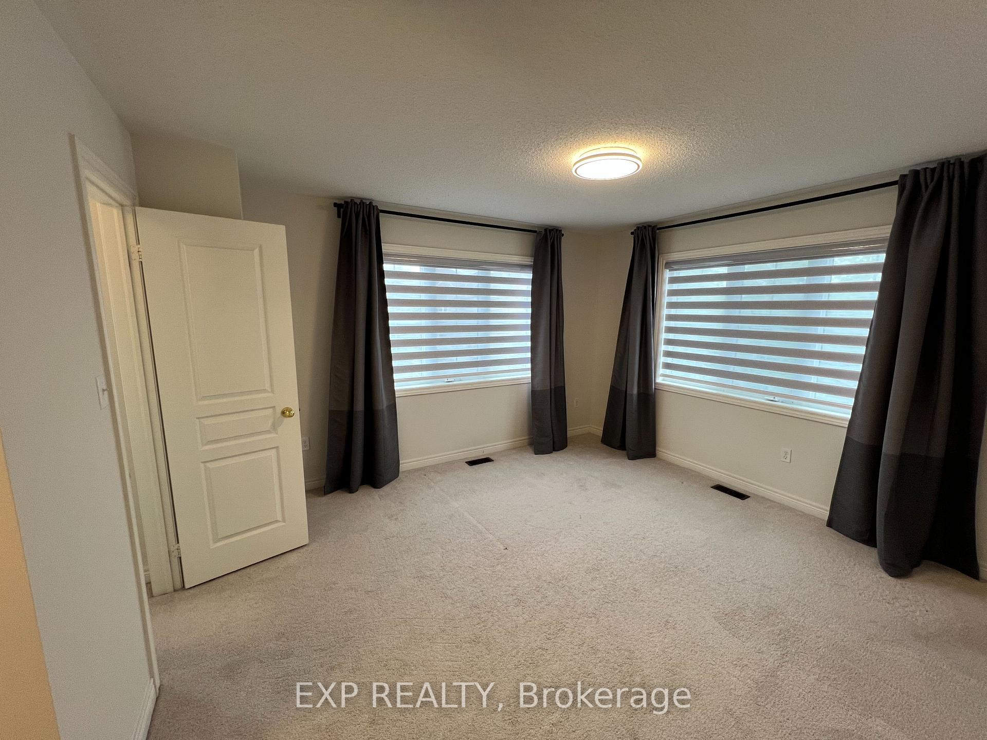 Photo 24 of 1223 Atkins Drive, Newmarket, Stonehaven-Wyndham — HOMEH