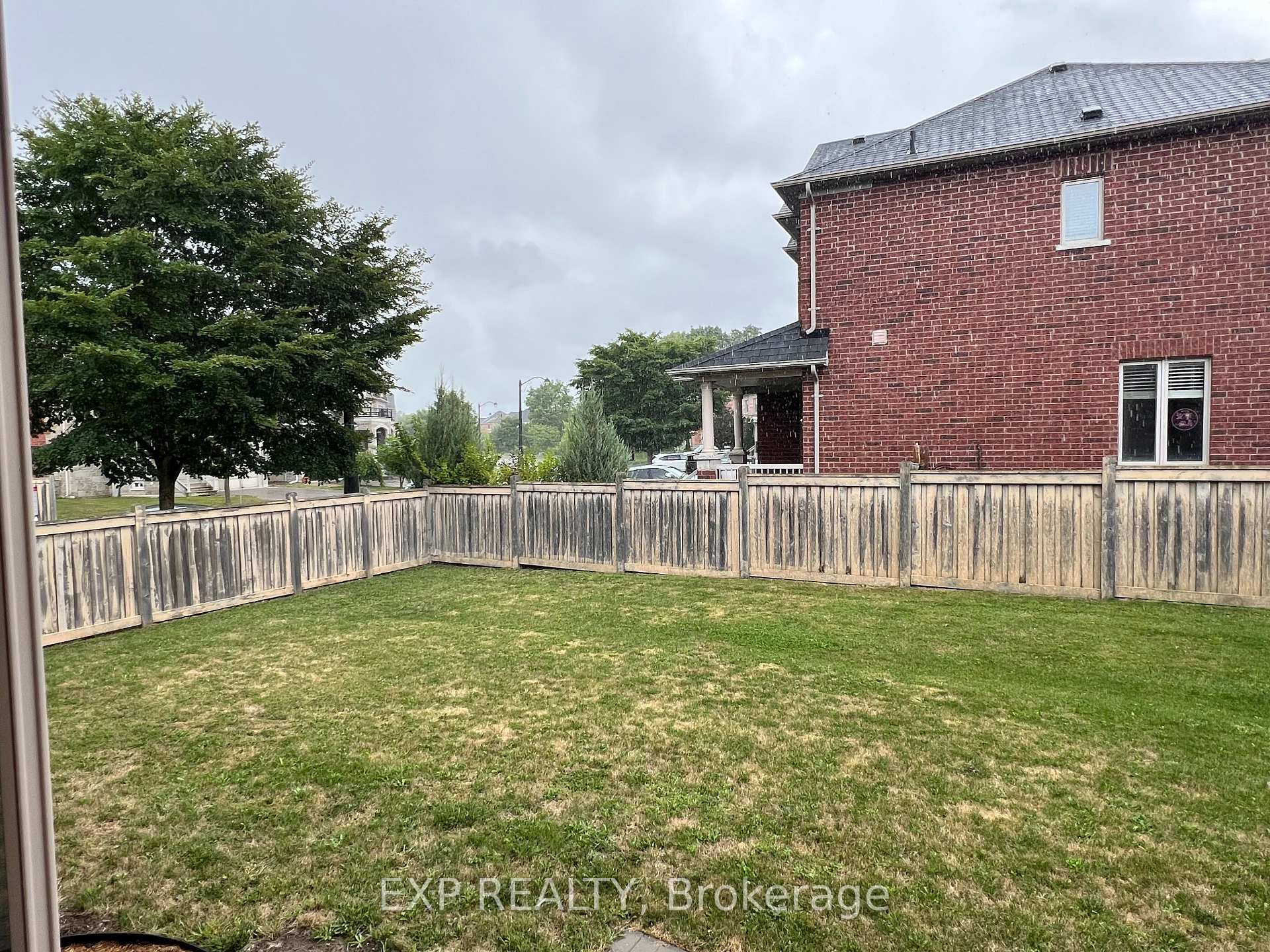 Photo 26 of 1223 Atkins Drive, Newmarket, Stonehaven-Wyndham — HOMEH