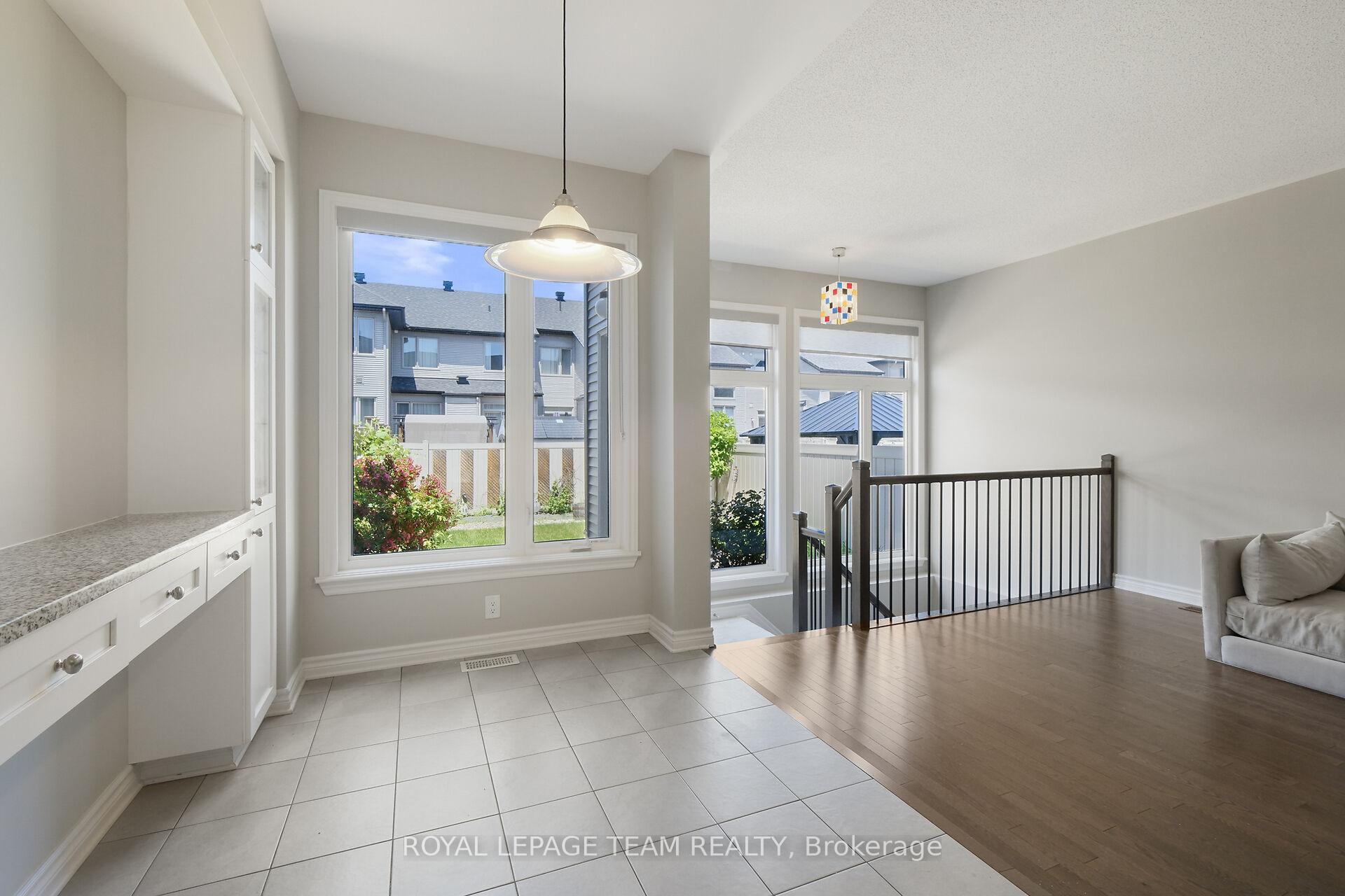 Photo 12 of 273 Shinleaf Crescent, Ottawa, Mer Bleue/Bradley Estates/Anderson Park — HOMEH